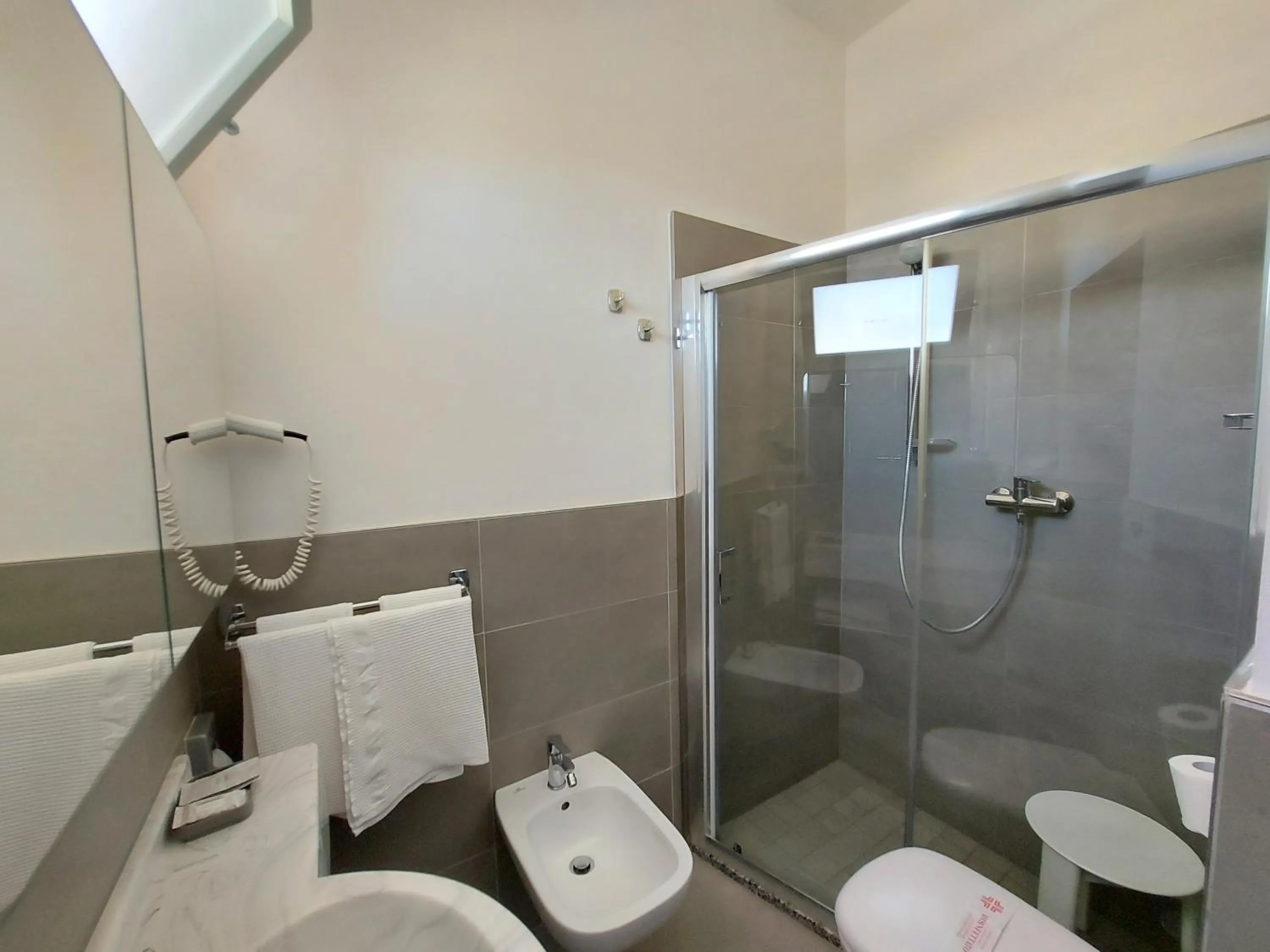 Bedroom in Hotel Joli