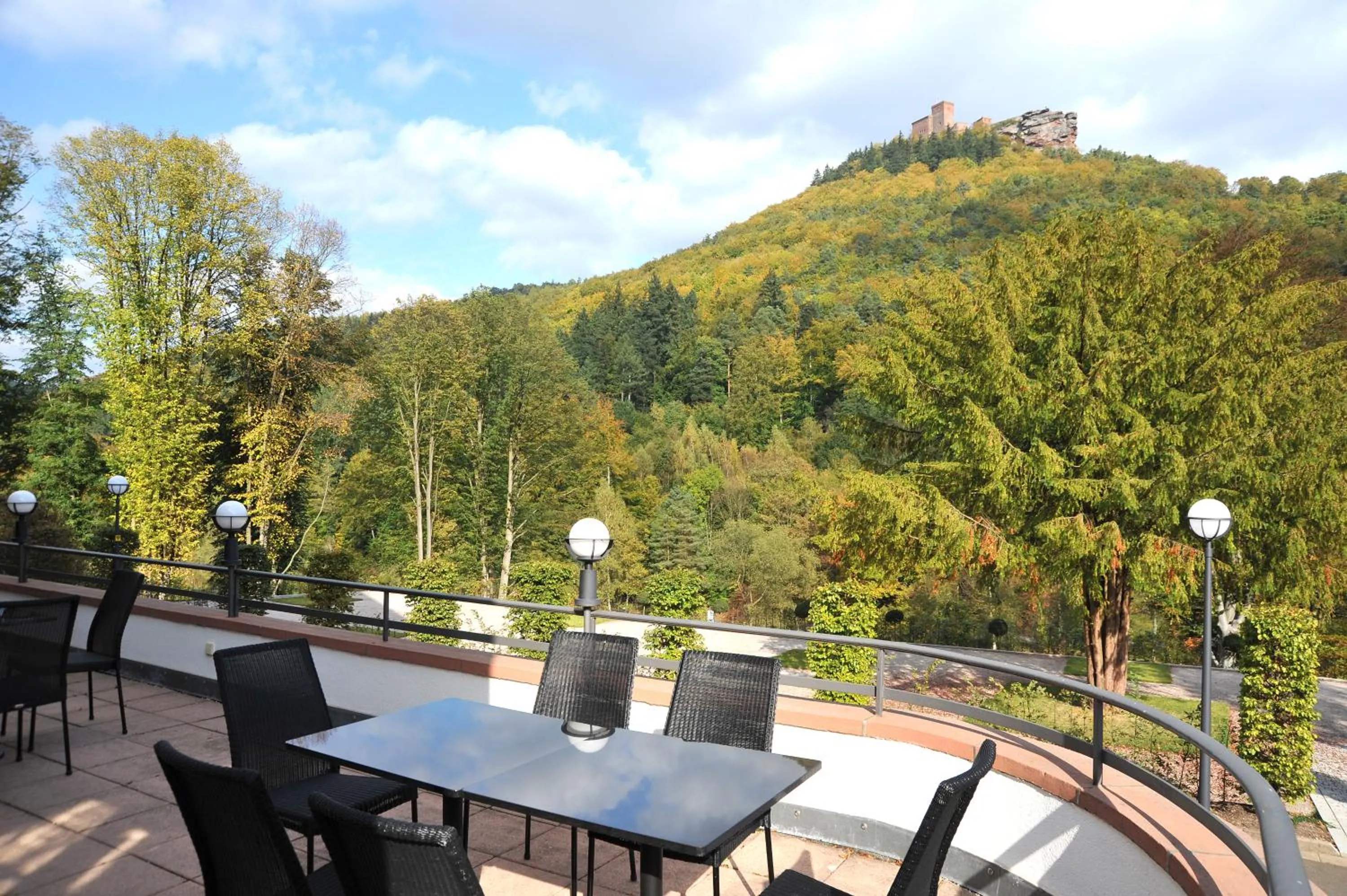 Balcony/Terrace in Jugendstilhotel Trifels