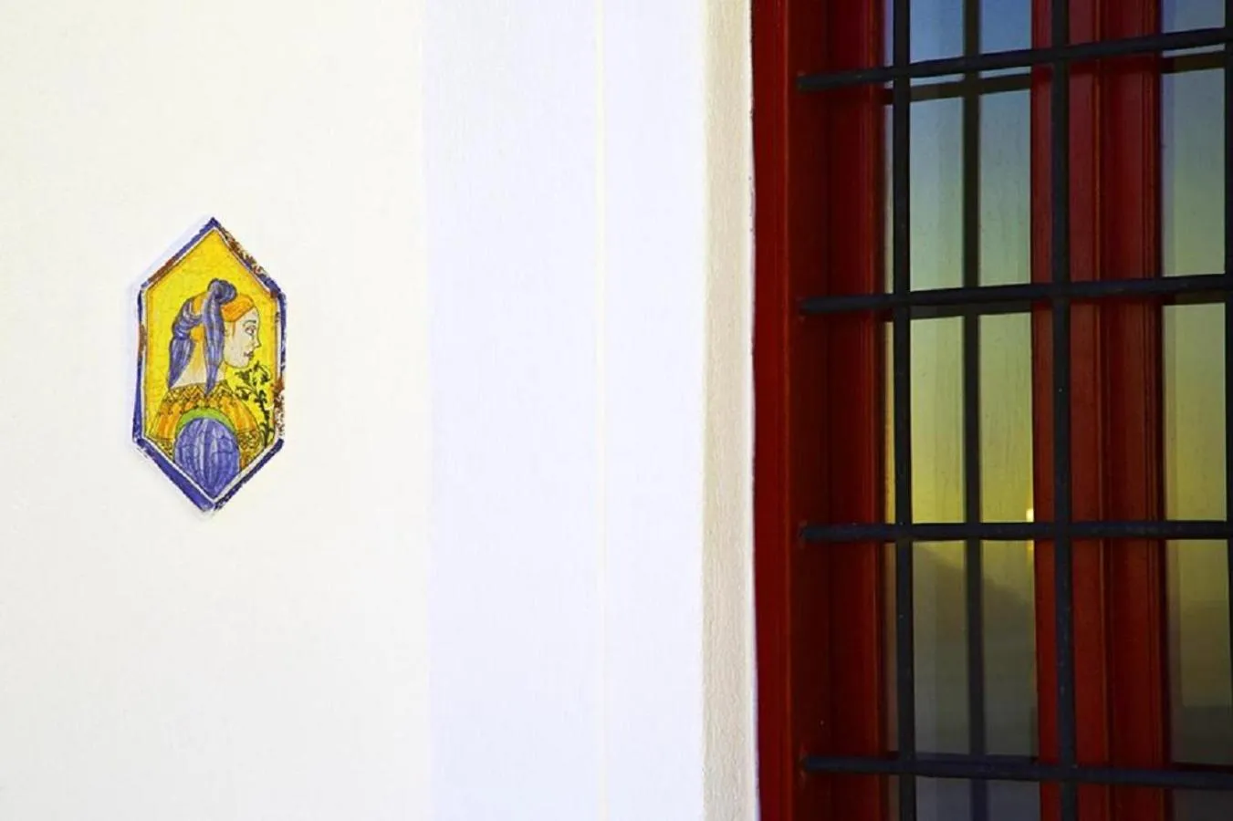 Decorative detail in The Architect's Cave House