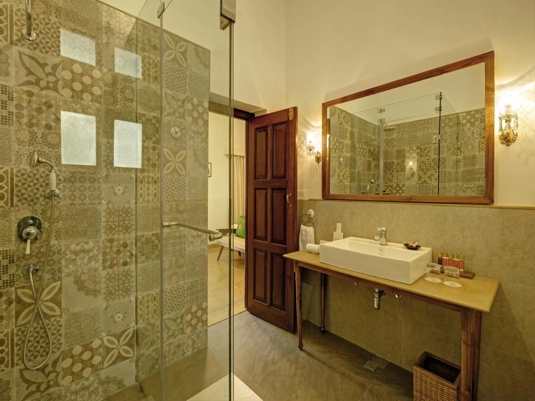 Bathroom in Saraca Hotel Lucknow