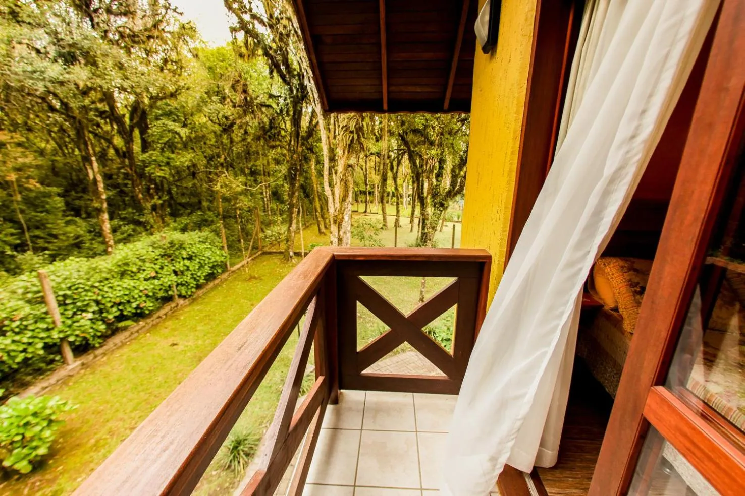 Garden view in Pousada Das Papoulas