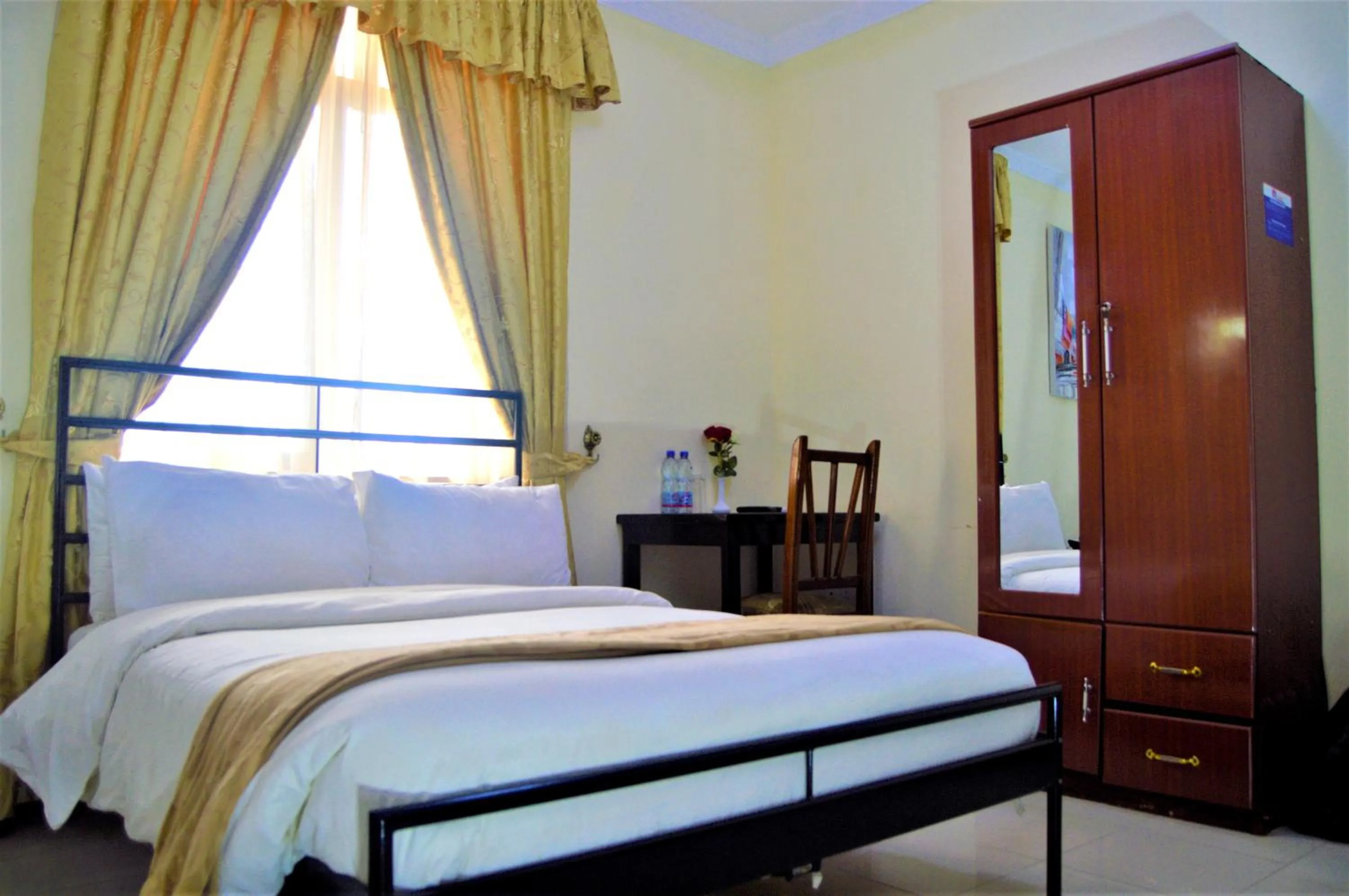 Bedroom, Bed in M Hotel