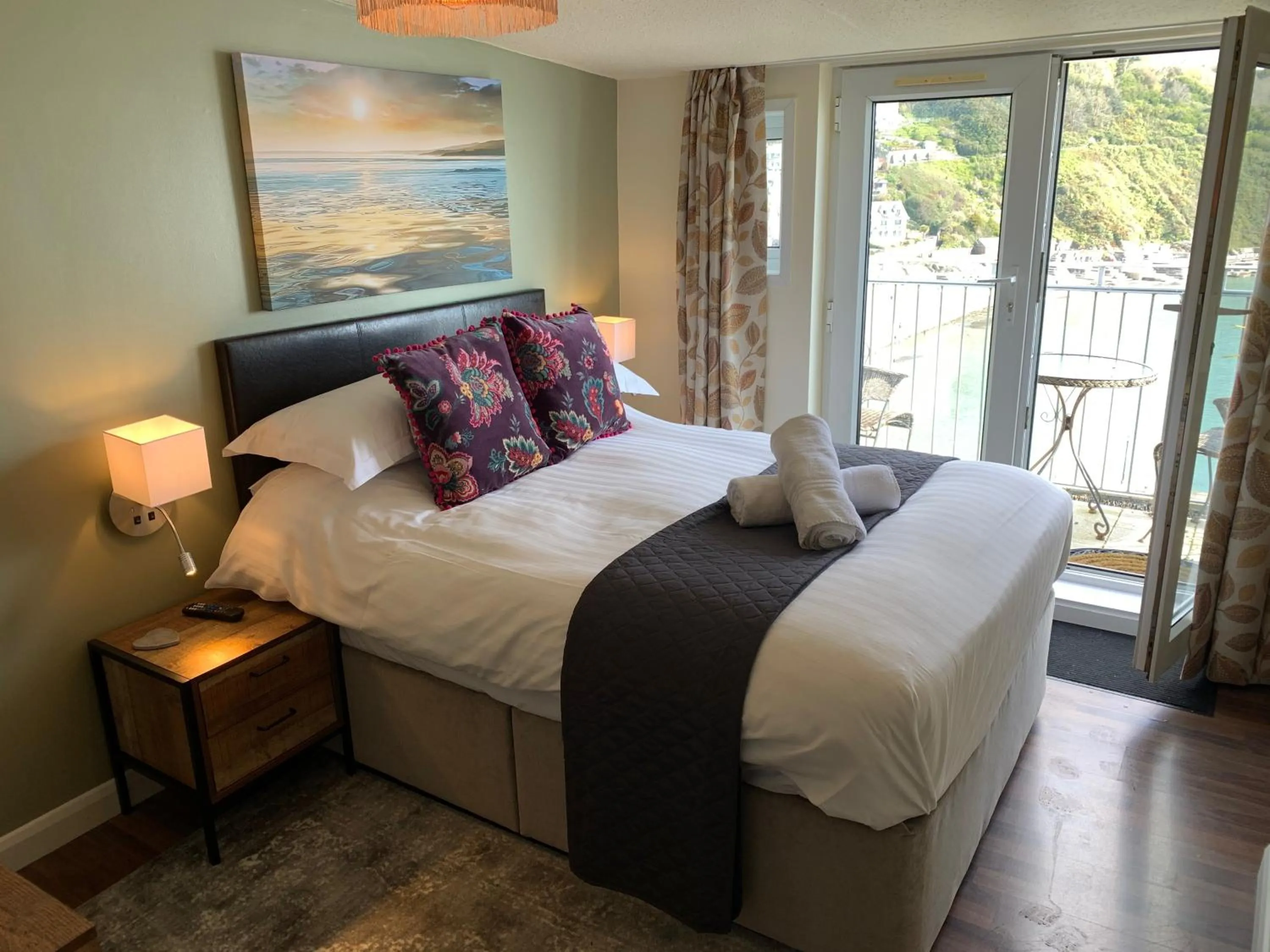 Balcony/Terrace, Bed in The Watermark