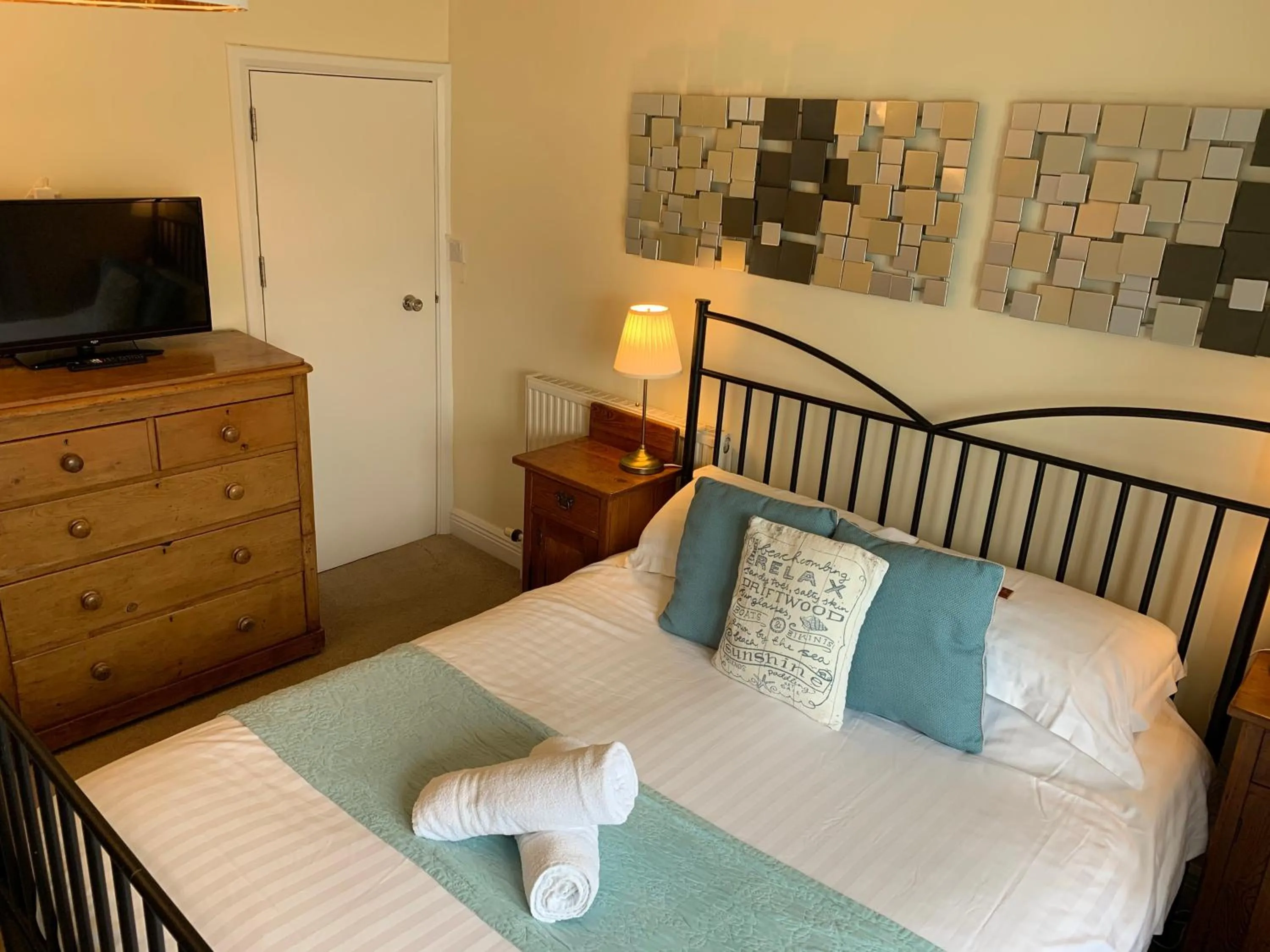 Bed in The Watermark