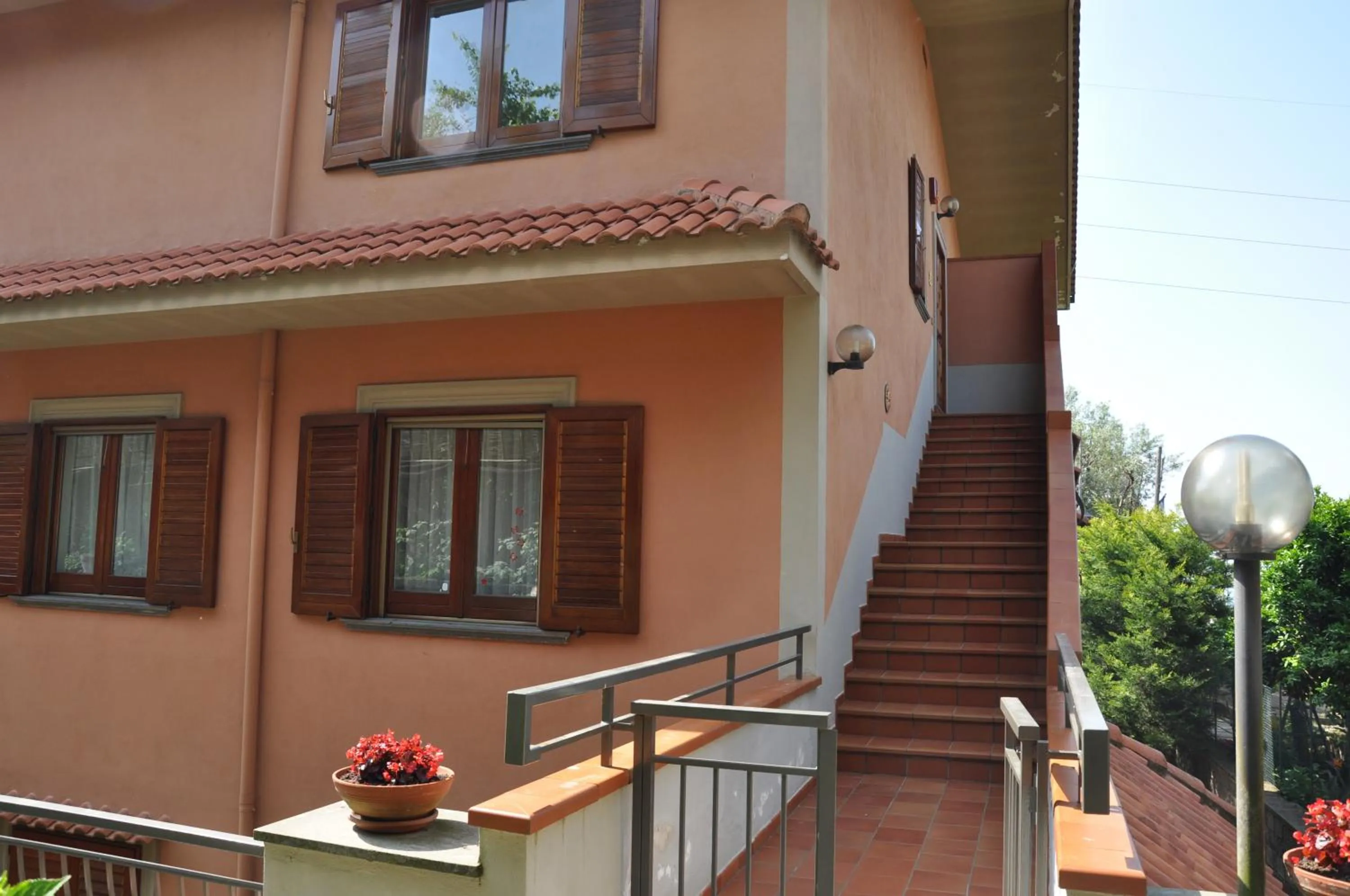 Facade/entrance in Bed and Lemons