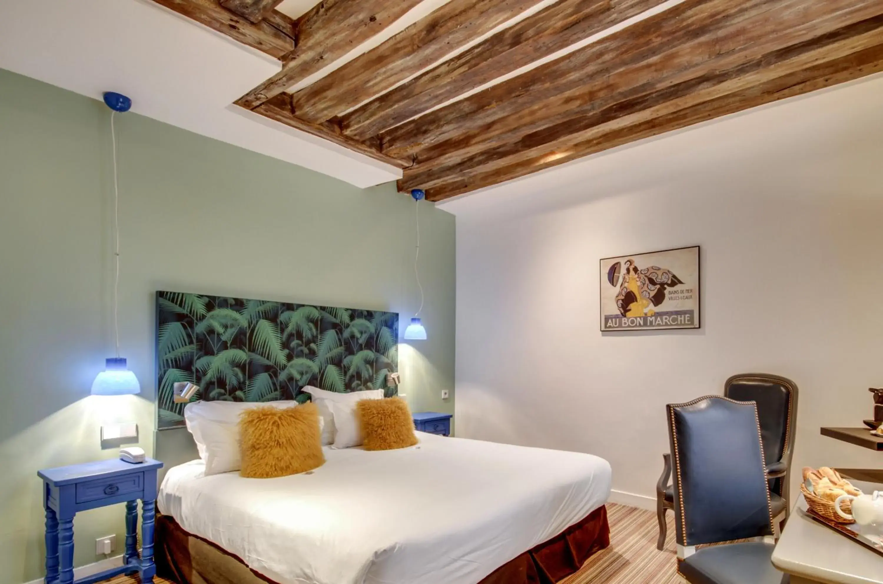 Prestige Double Room in Hôtel Sèvres Saint Germain Prestige Double Room in Hôtel Sèvres Saint Germain