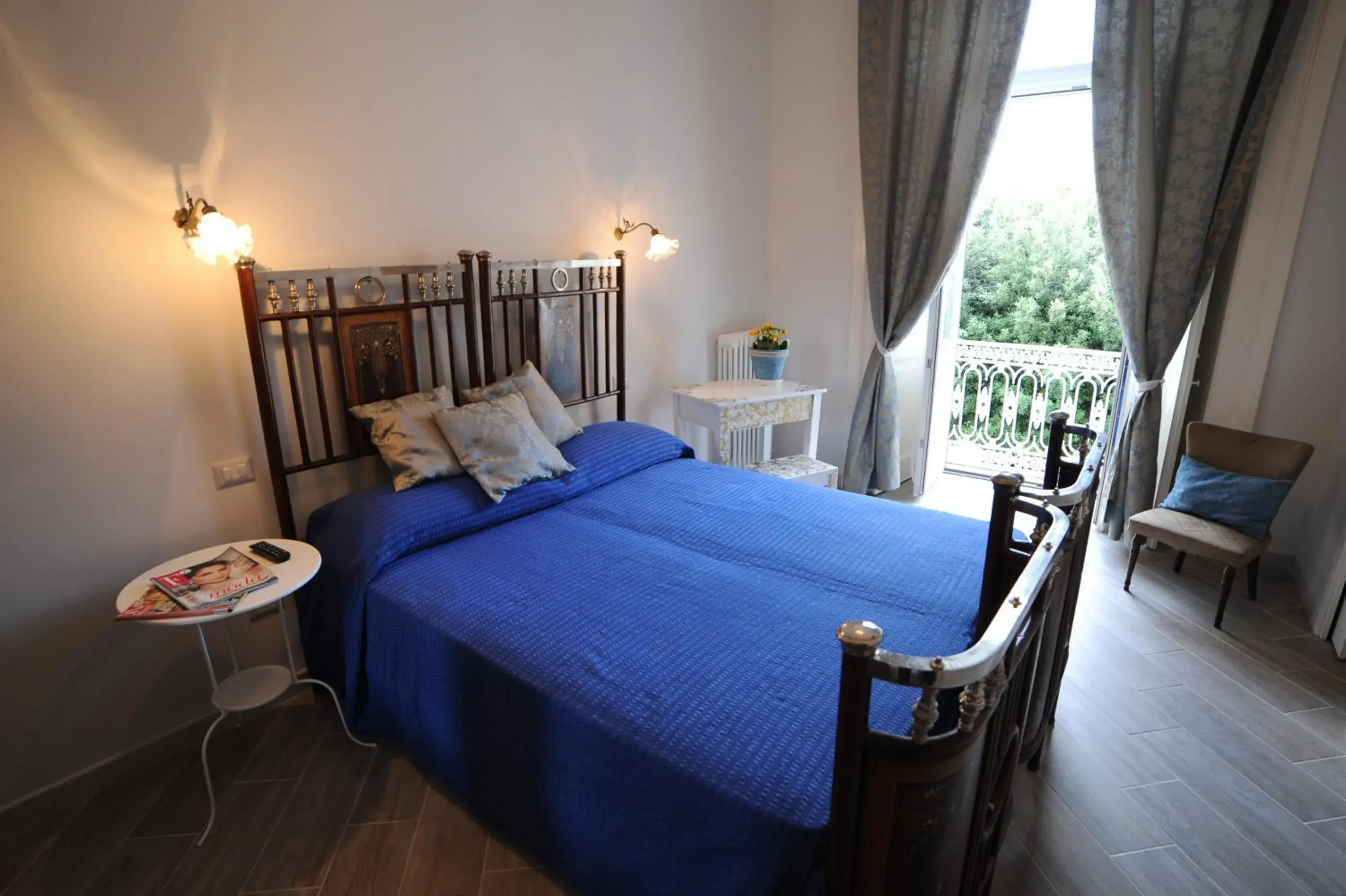 Deluxe Room - single occupancy in B&B Terrazza Flora Deluxe Room - single occupancy in B&B Terrazza Flora