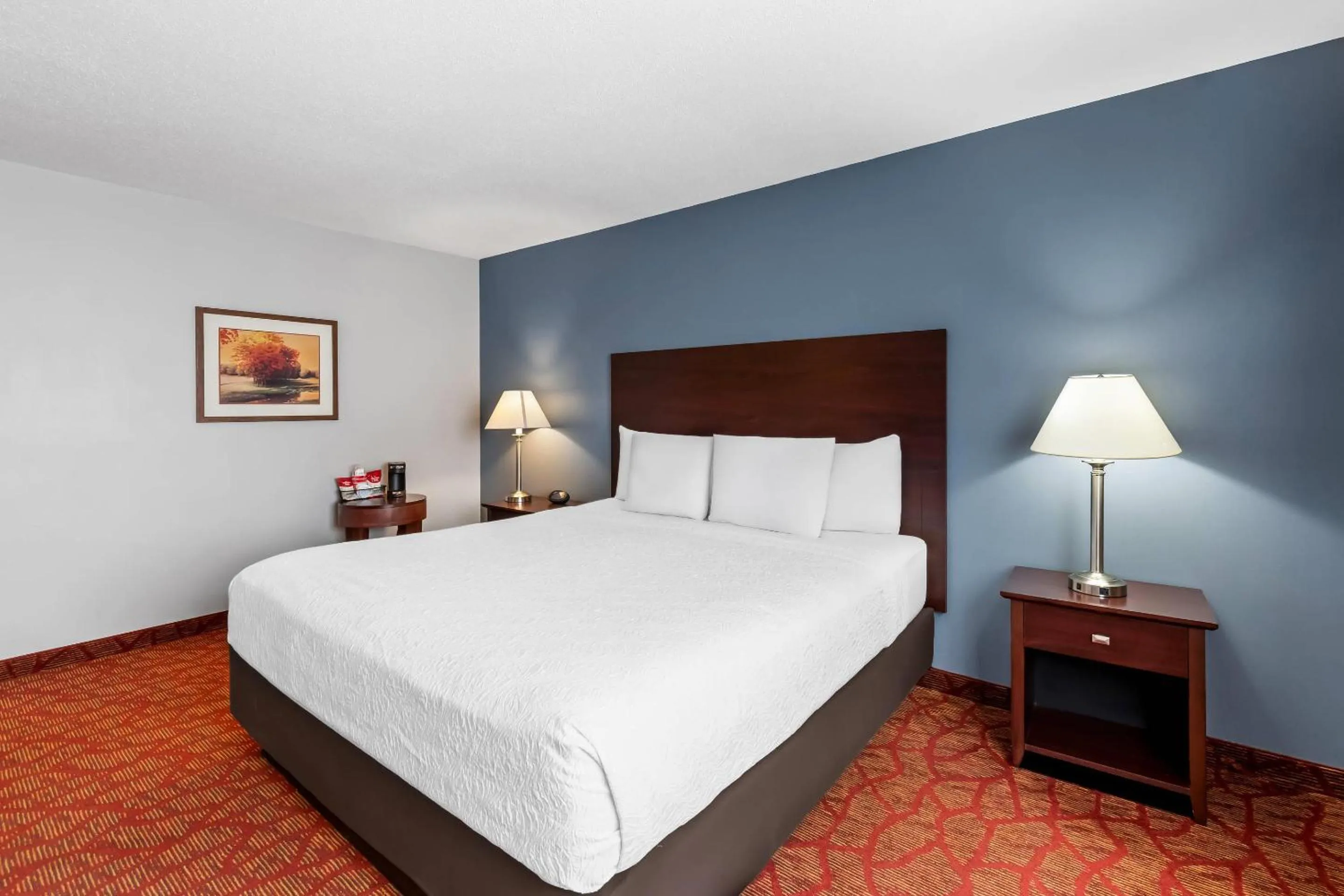 Bedroom, Bed in Quality Inn Superior - Duluth