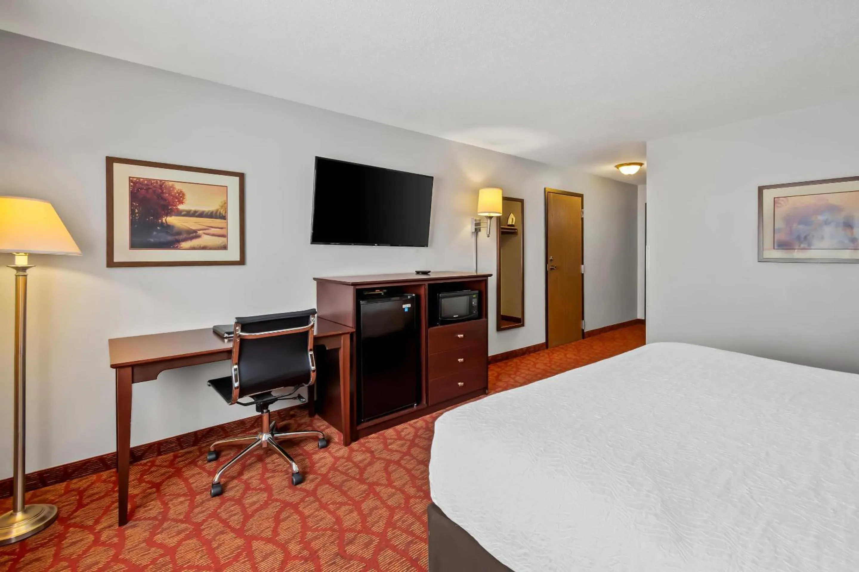 Bedroom, Bed in Quality Inn Superior - Duluth