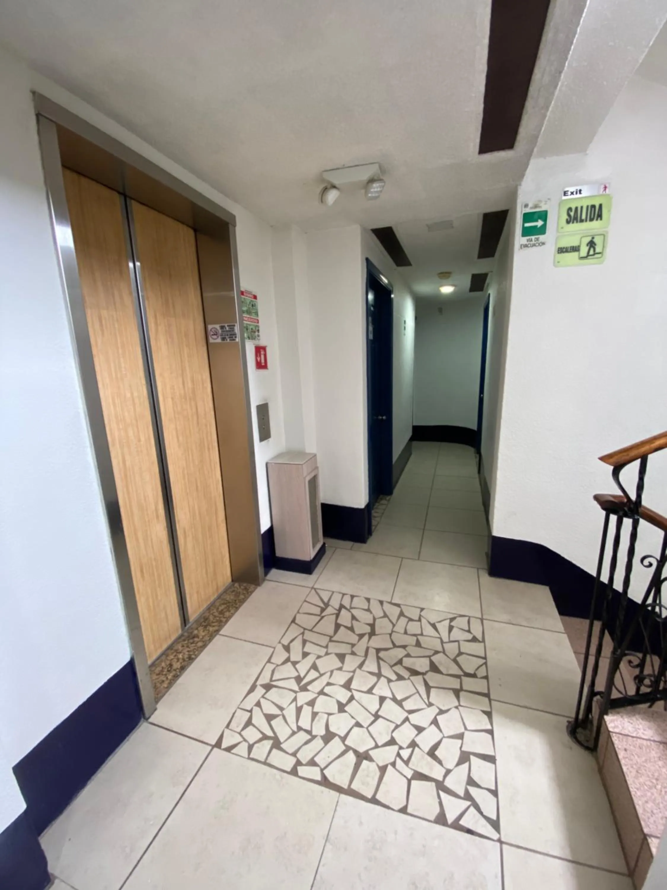 Property building in Hotel Paris