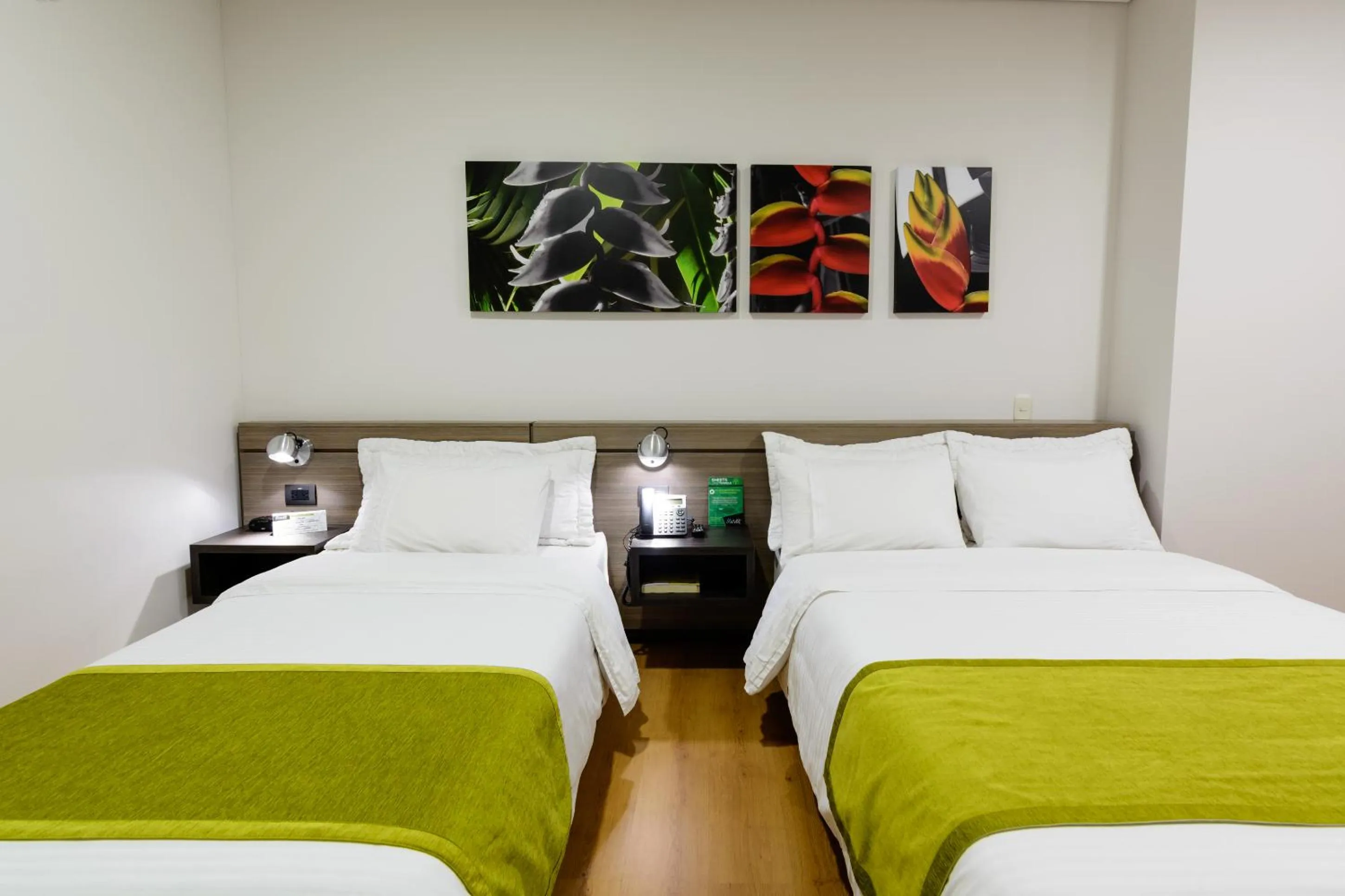 Bedroom, Bed in Hotel Vivre