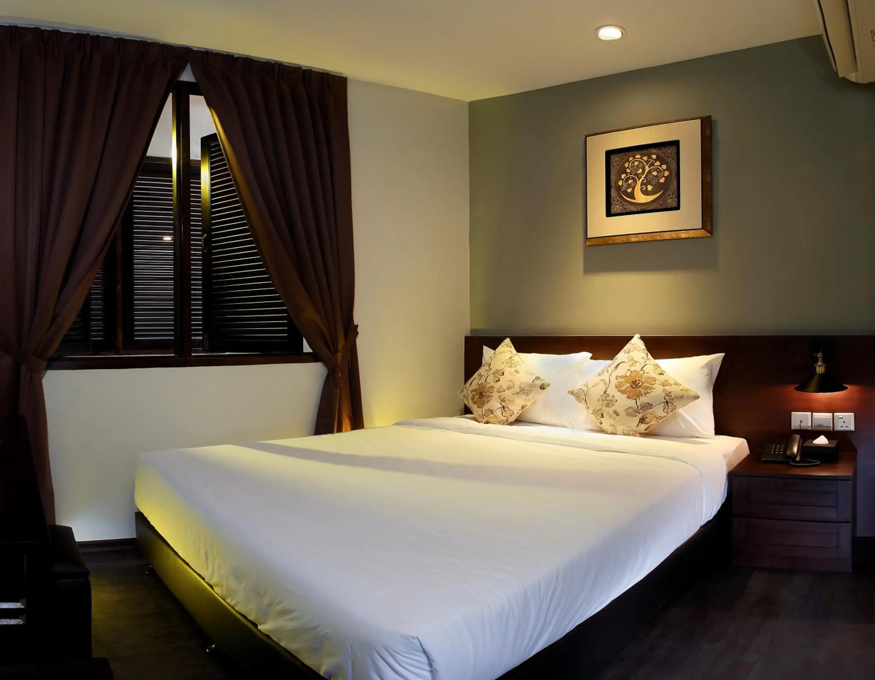 Kimberley Standard King in Kimberley Hotel Georgetown Kimberley Standard King in Kimberley Hotel Georgetown