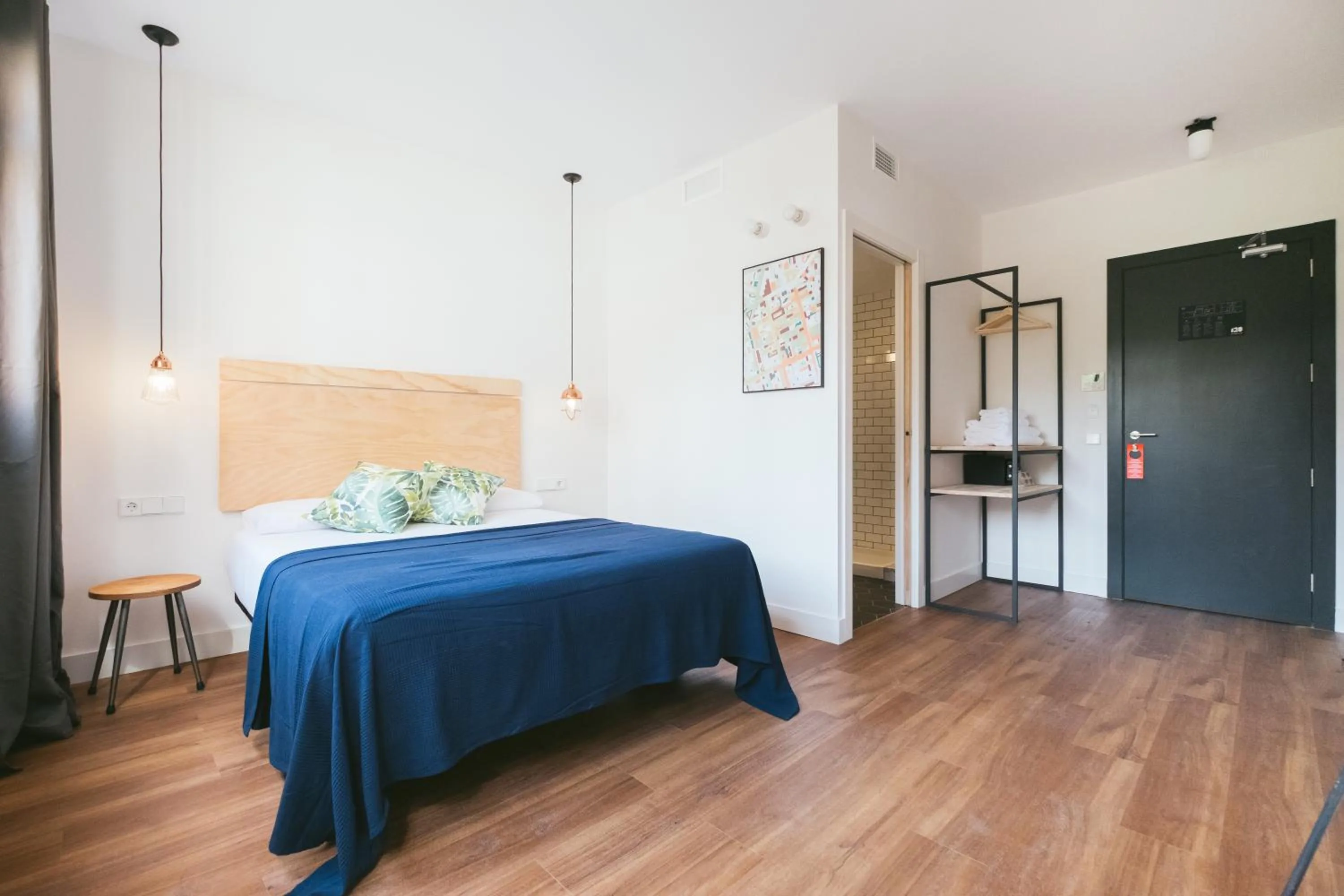 Photo of the whole room, Bed in Magatzem 128