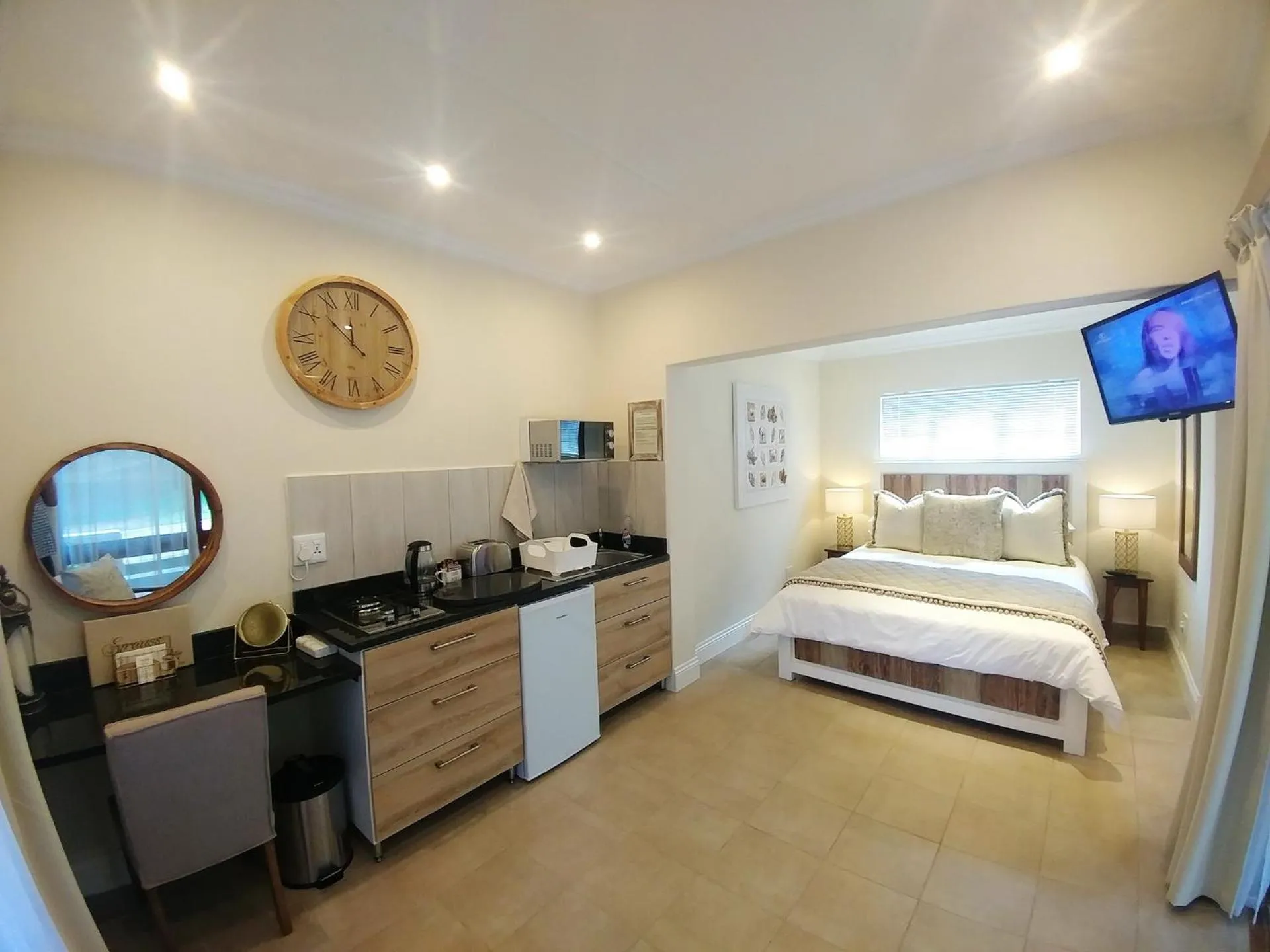 Coffee/tea facilities, Bed in Andante Lodge