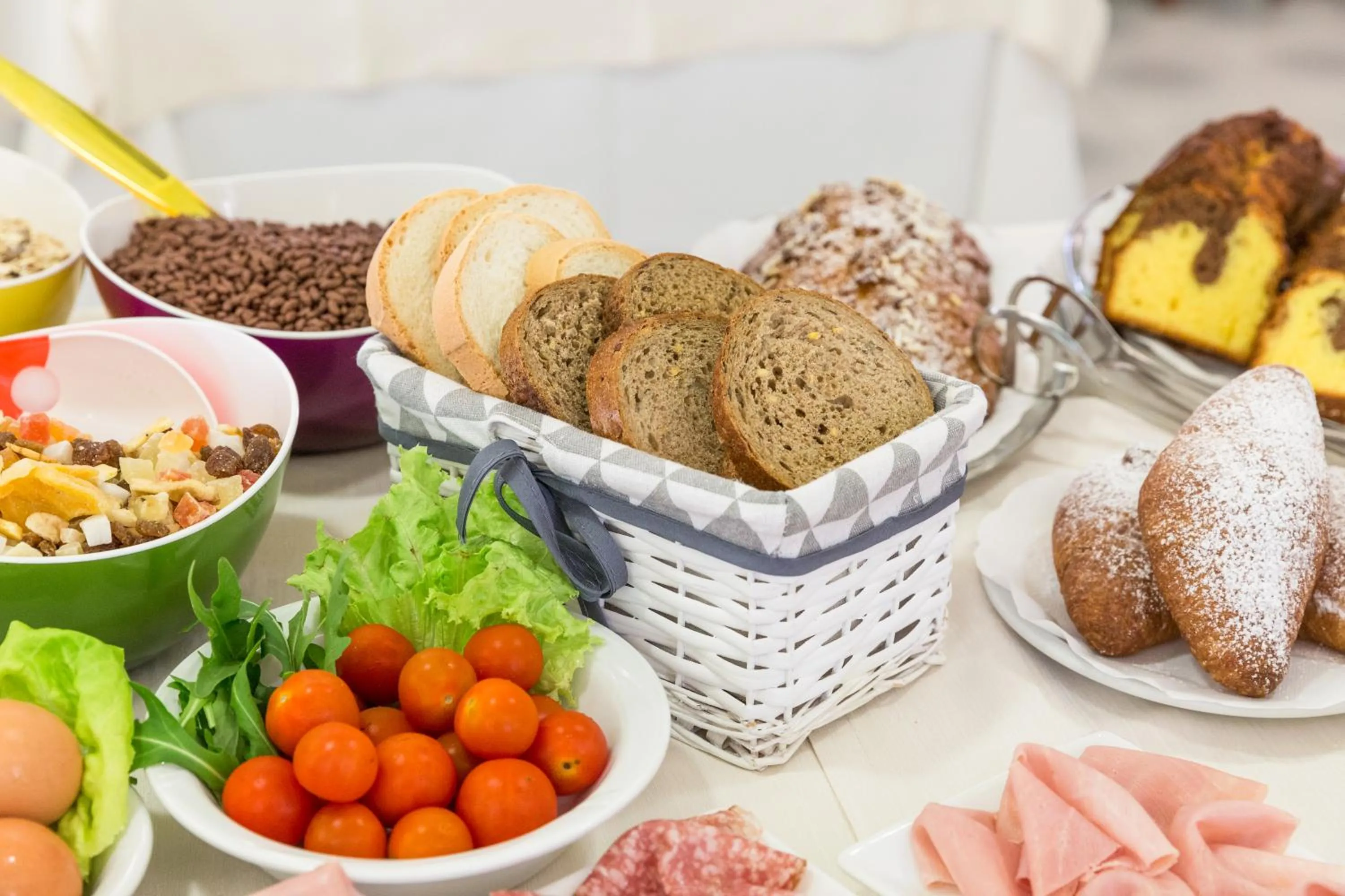 Breakfast in Hotel Parini