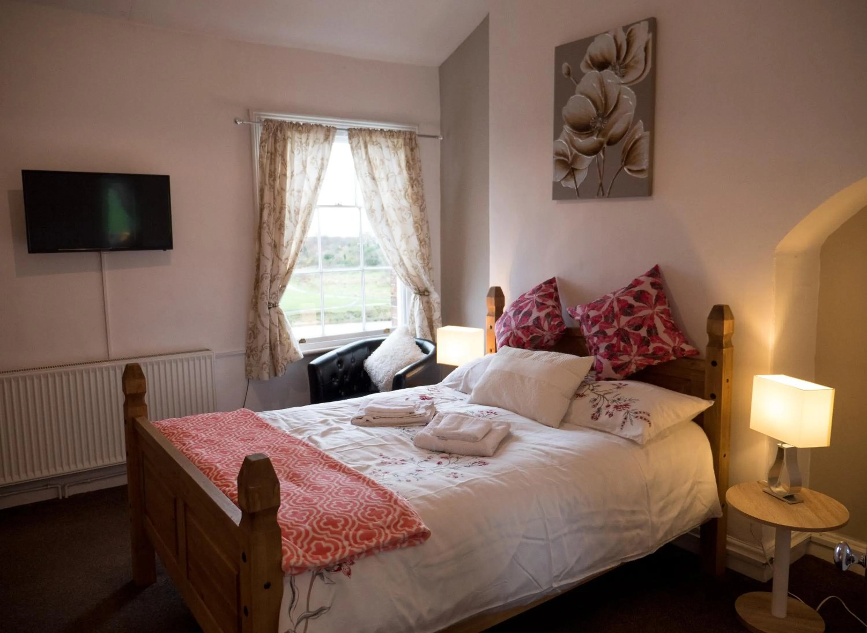 Bedroom, Bed in Rondeva