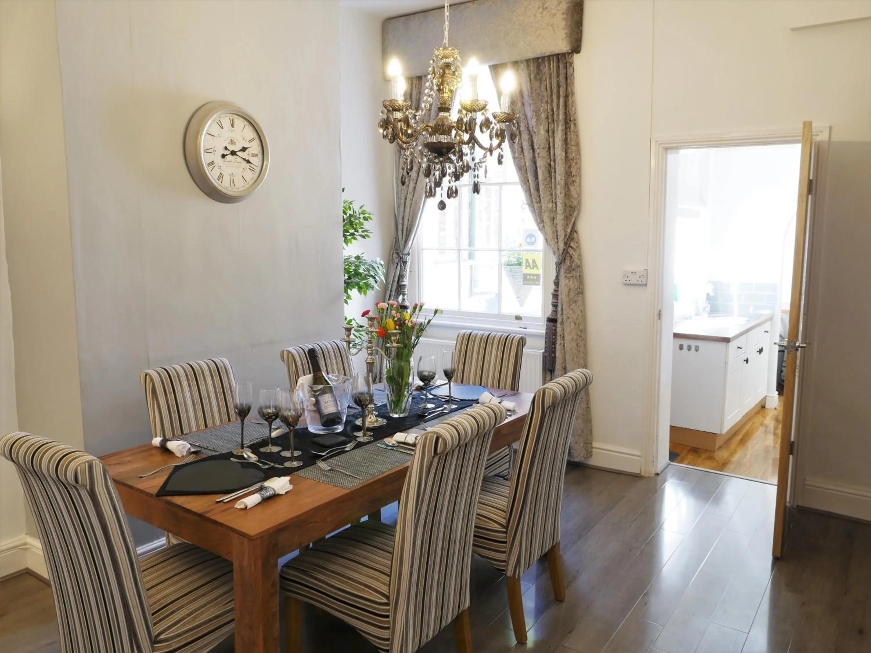 Dining area in Rondeva