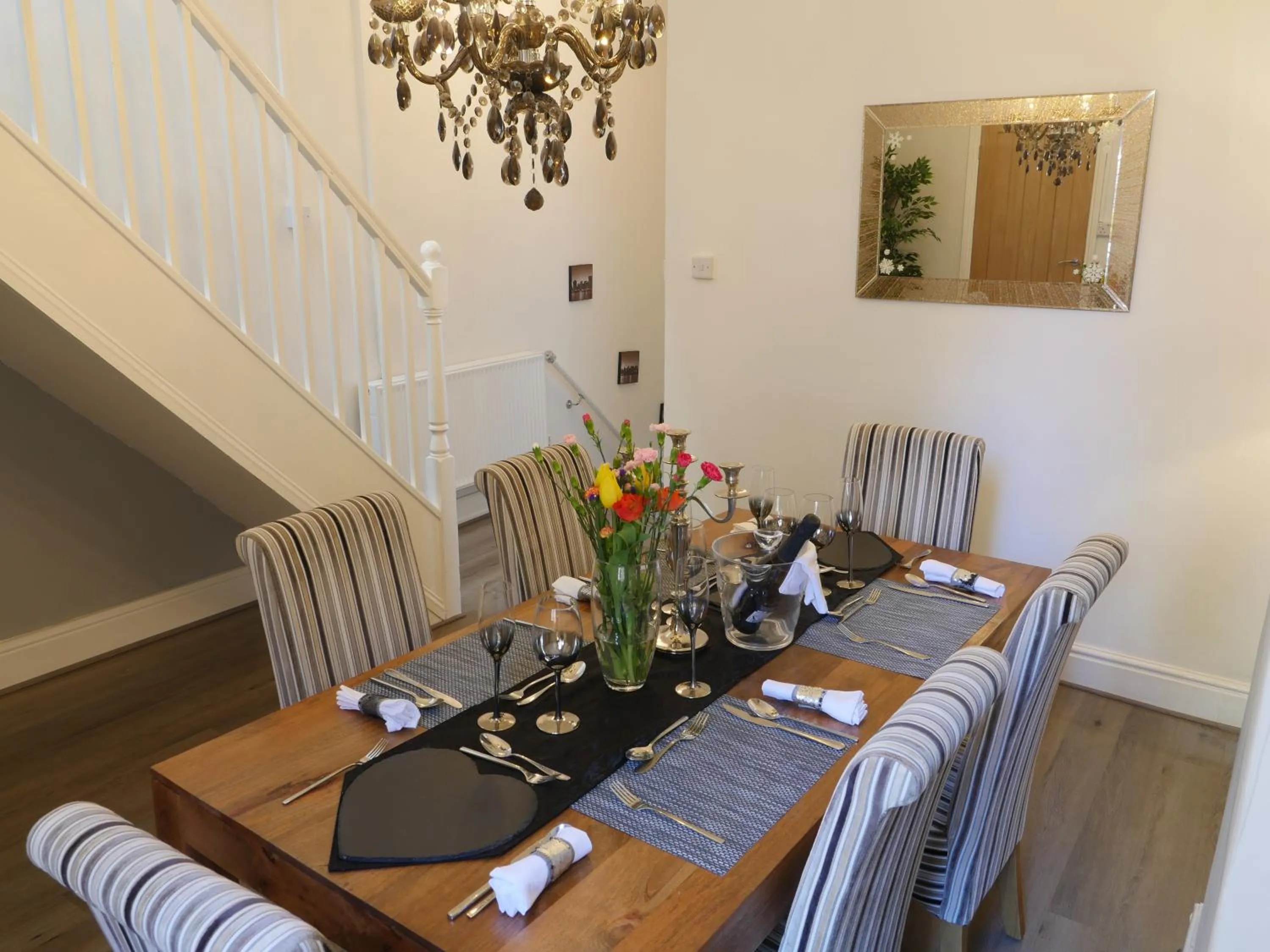 Dining area in Rondeva