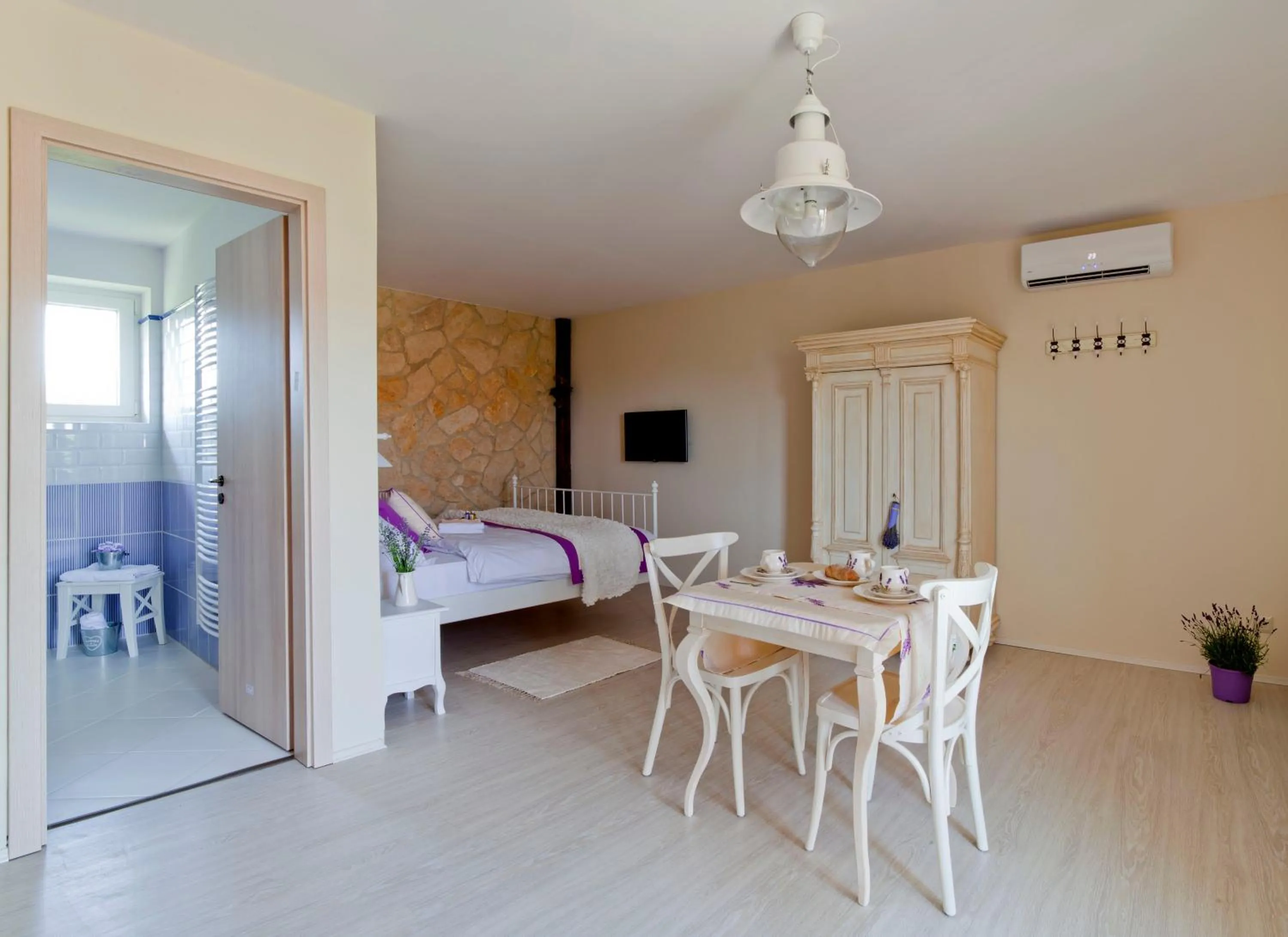 Photo of the whole room in Barackvirág Apartmanház