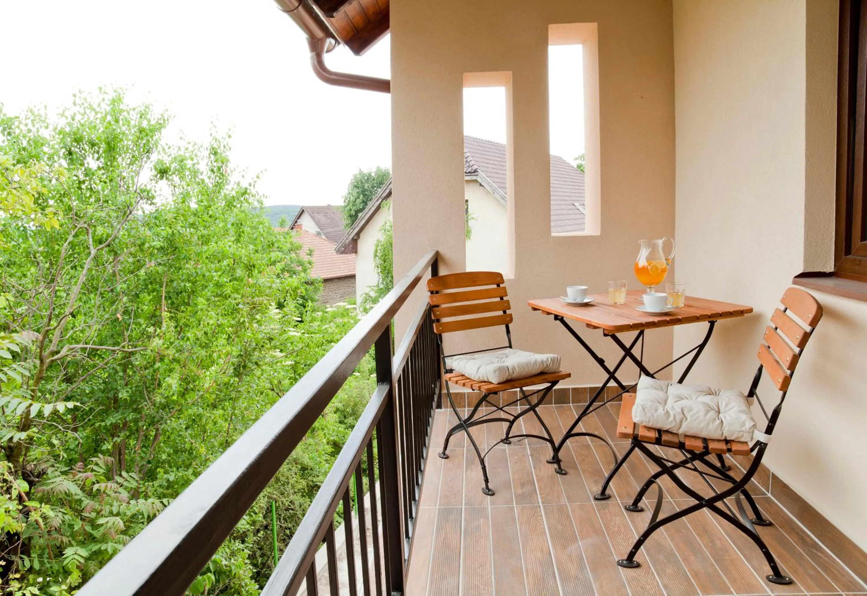 Garden view in Barackvirág Apartmanház