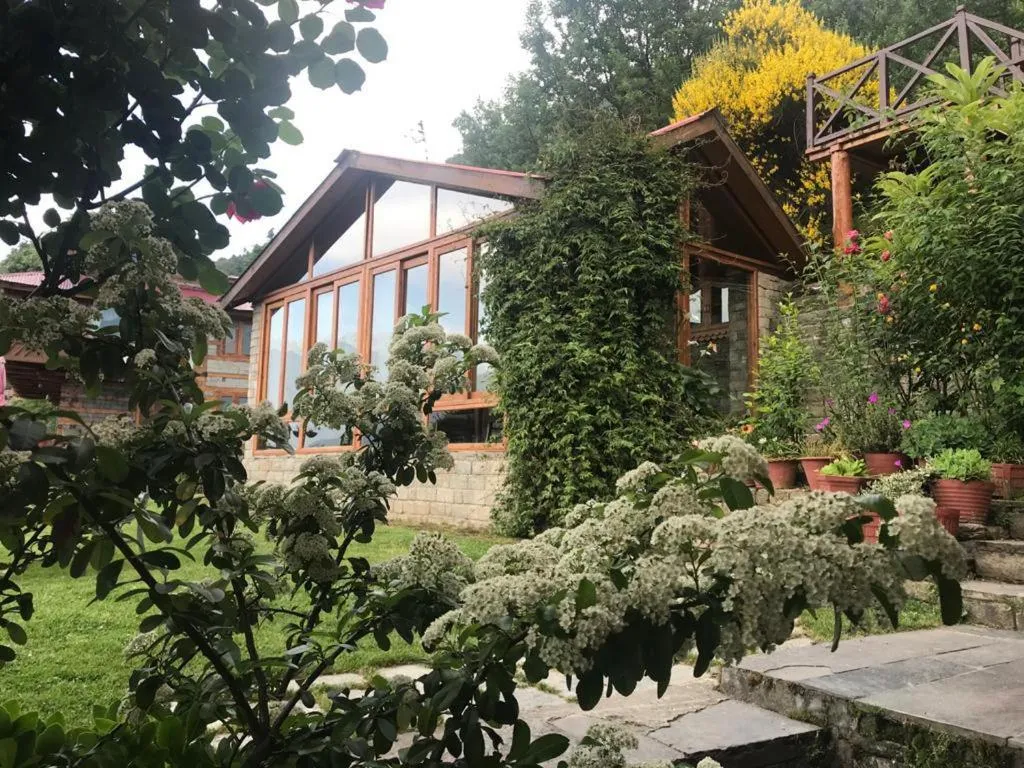 Property building in Himalyan Kothi Kais