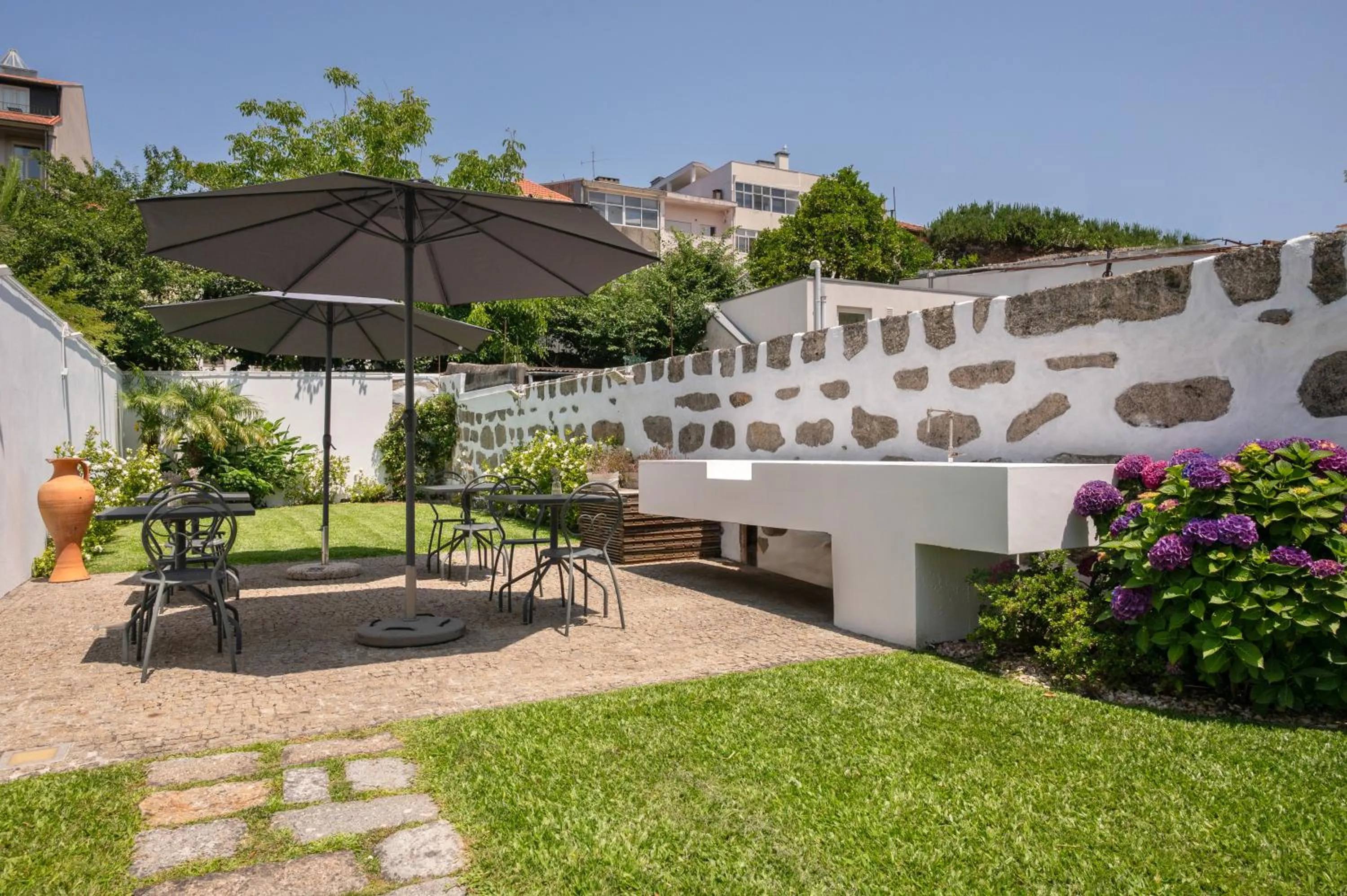 Garden in Oporto Comfort Charming Cedofeita - Free Parking