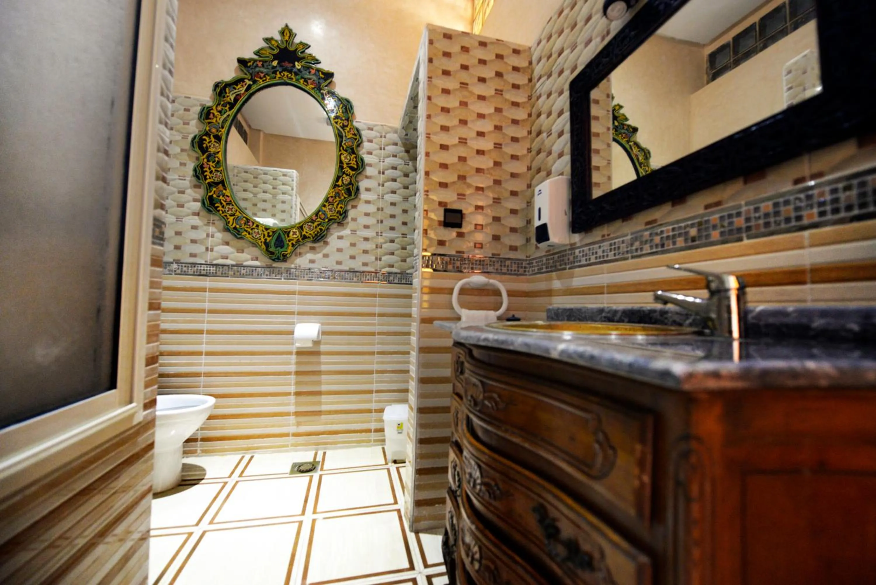 Bathroom in Hotel des Oudaias