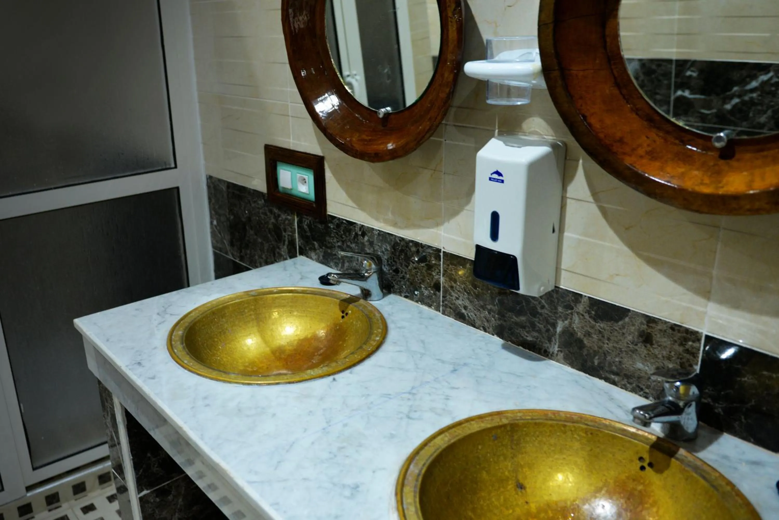 Bathroom in Hotel des Oudaias