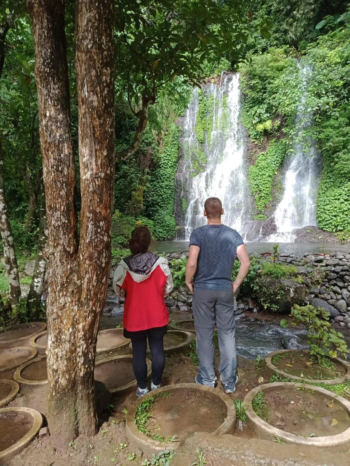 People in Didu's Homestay Bed & Breakfast