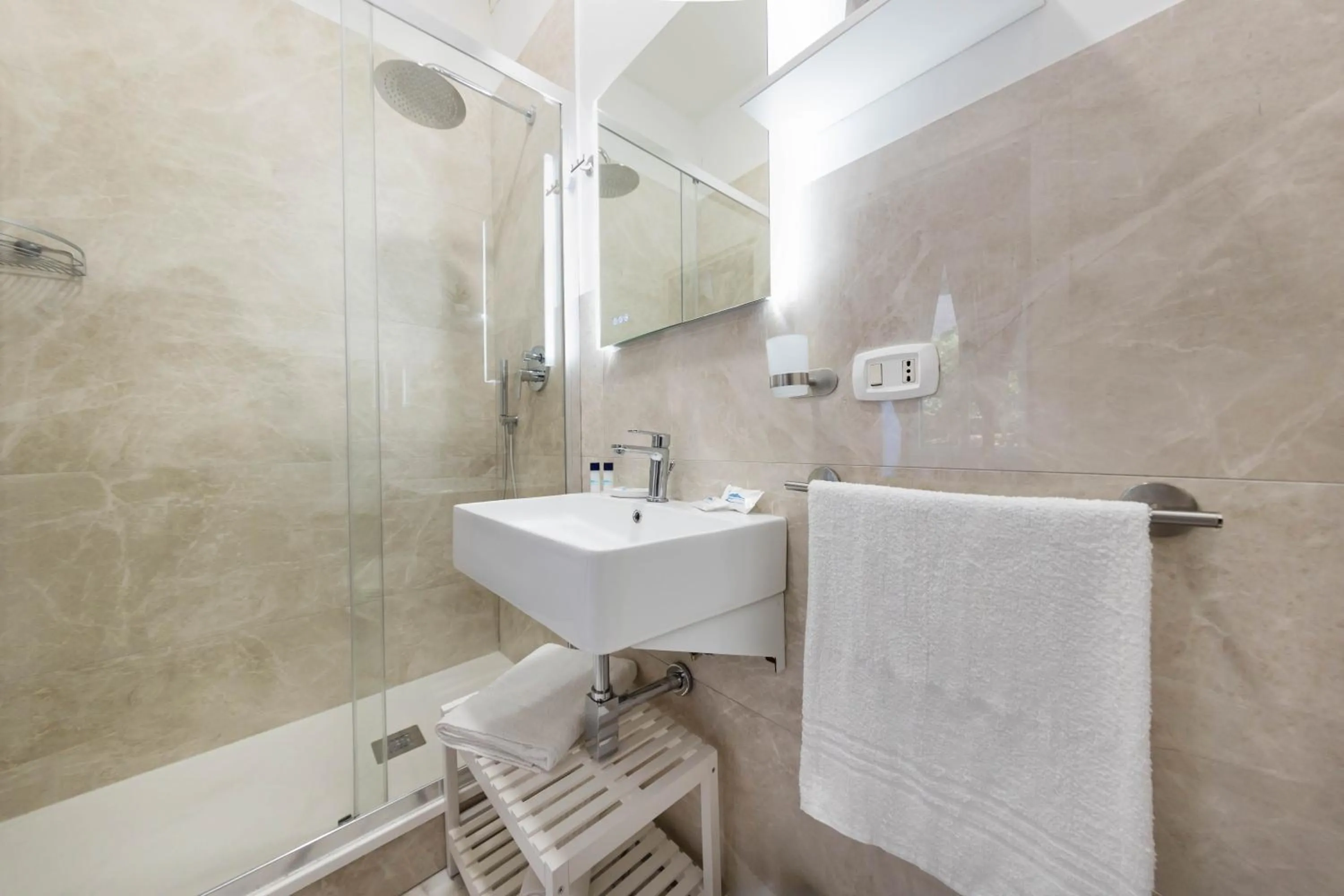 Shower in Colori e Note