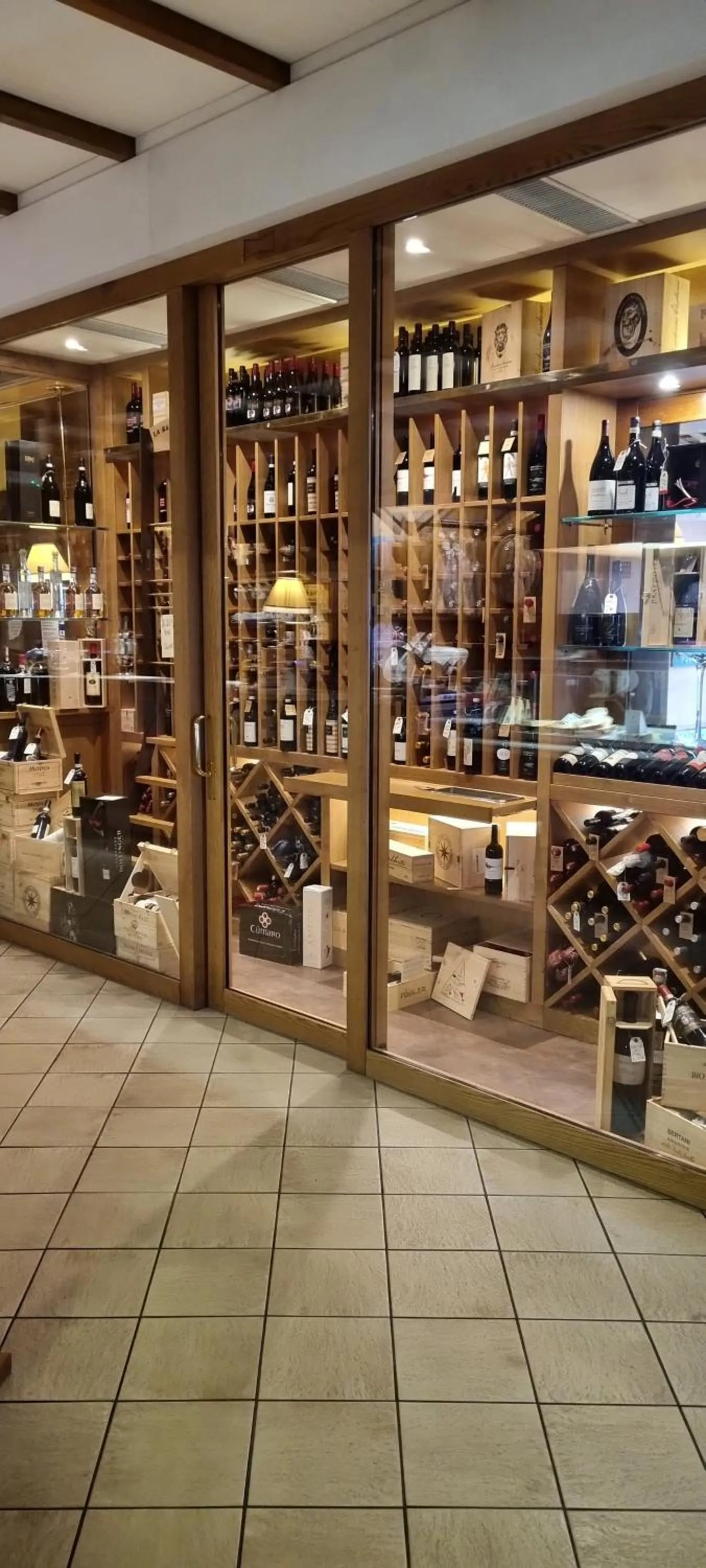 Restaurant/places to eat in La Baita D'Oro Ristorante Residence