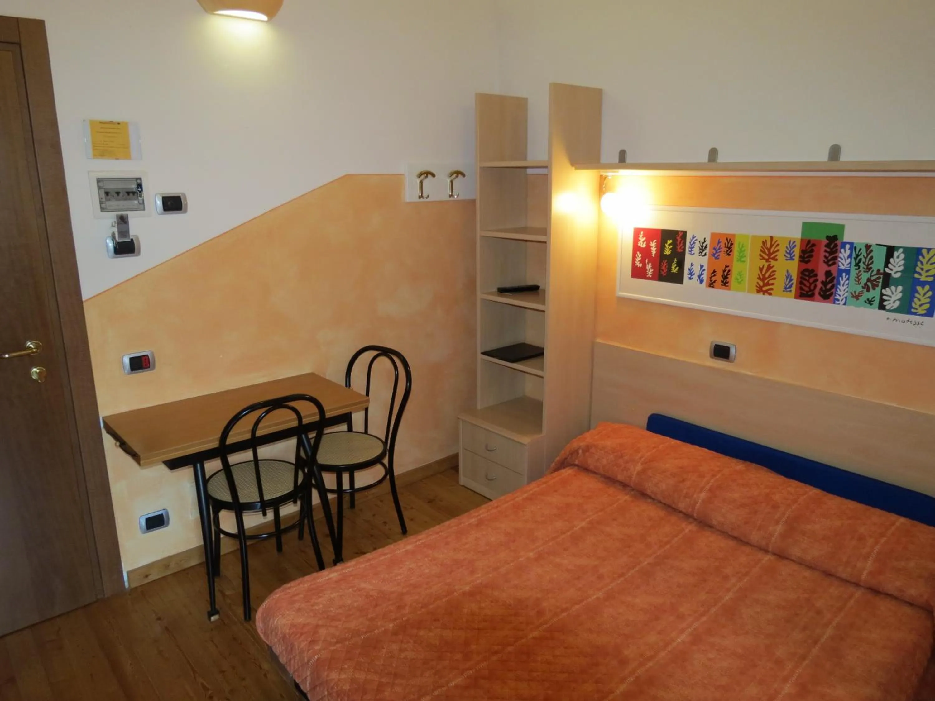 Coffee/tea facilities, Bed in La Baita D'Oro Ristorante Residence