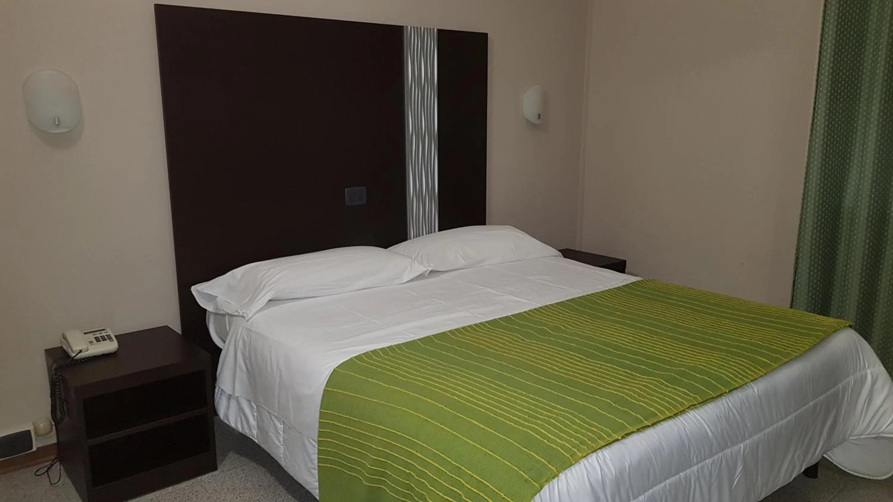 Photo of the whole room in Hotel Principe