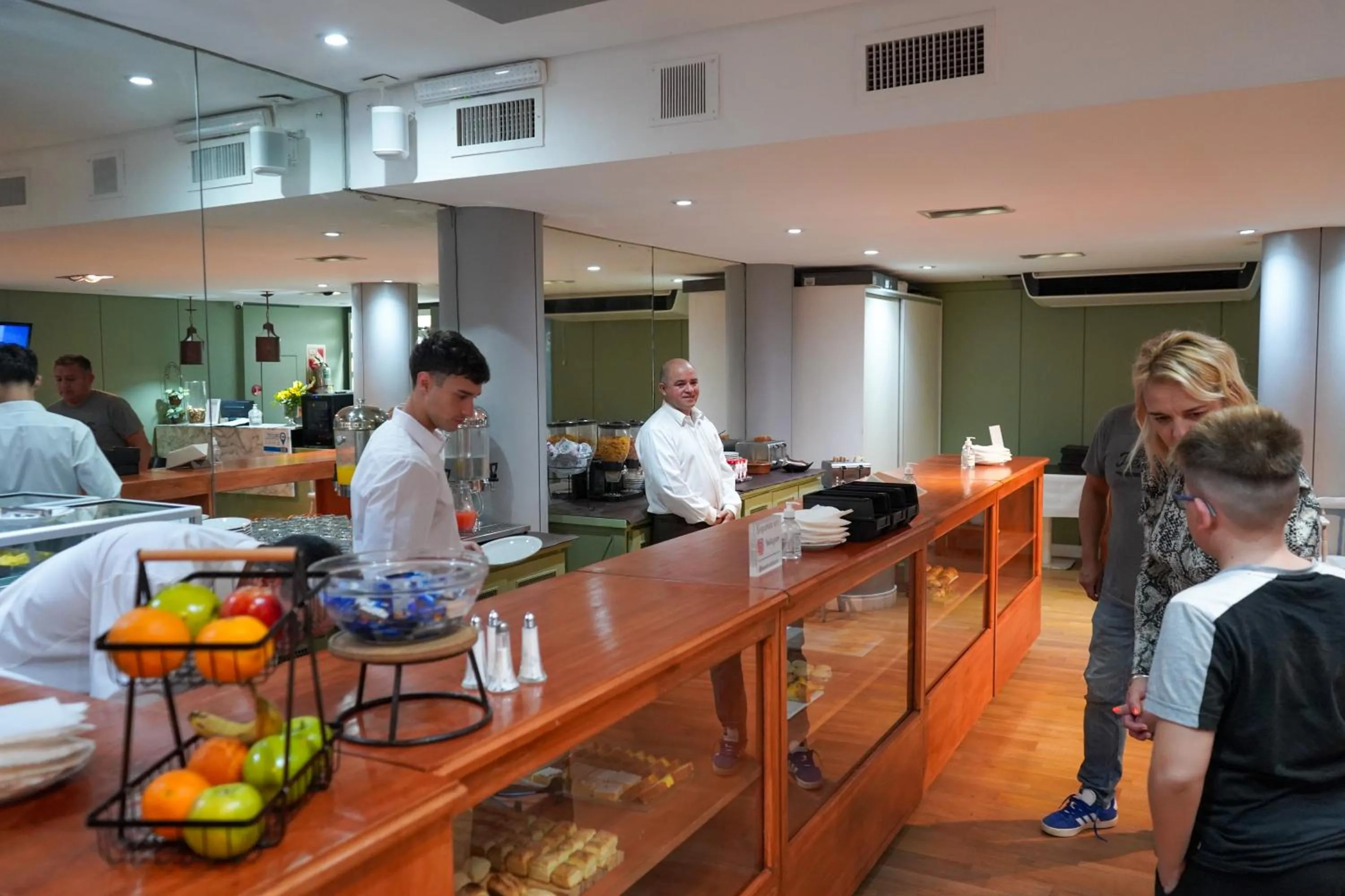 Staff in Hotel Facon Grande