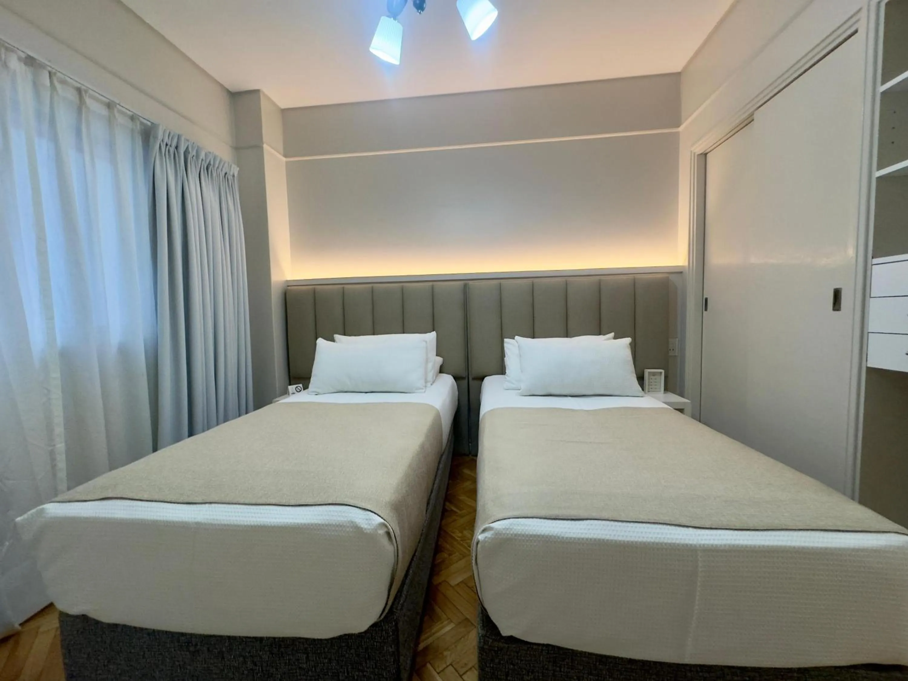 Bed in Hotel Facon Grande