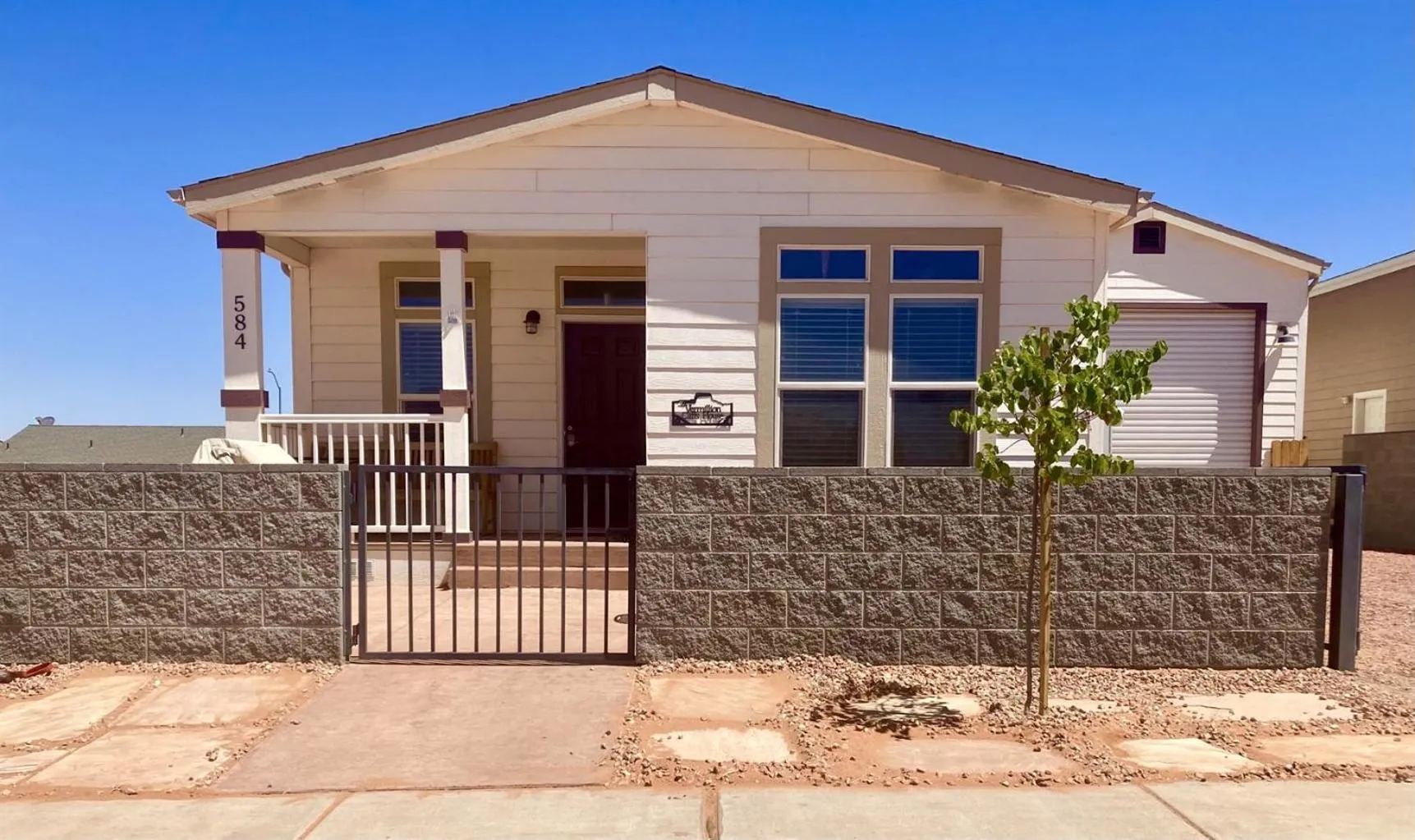 Local VIEW Pet Friendly BOAT Parking Close to Antelope Canyon HorseshoeBend