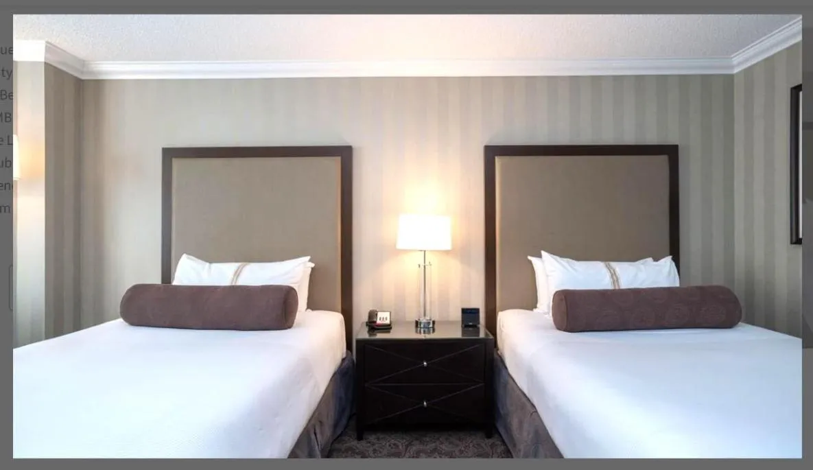 Bed in Hotel Sarawan