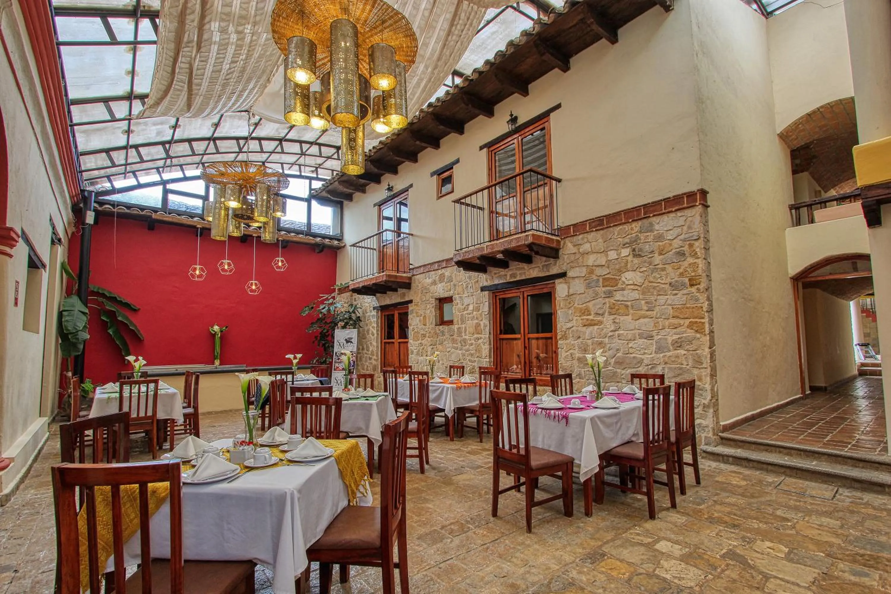 Restaurant/places to eat in Hotel San Marcos