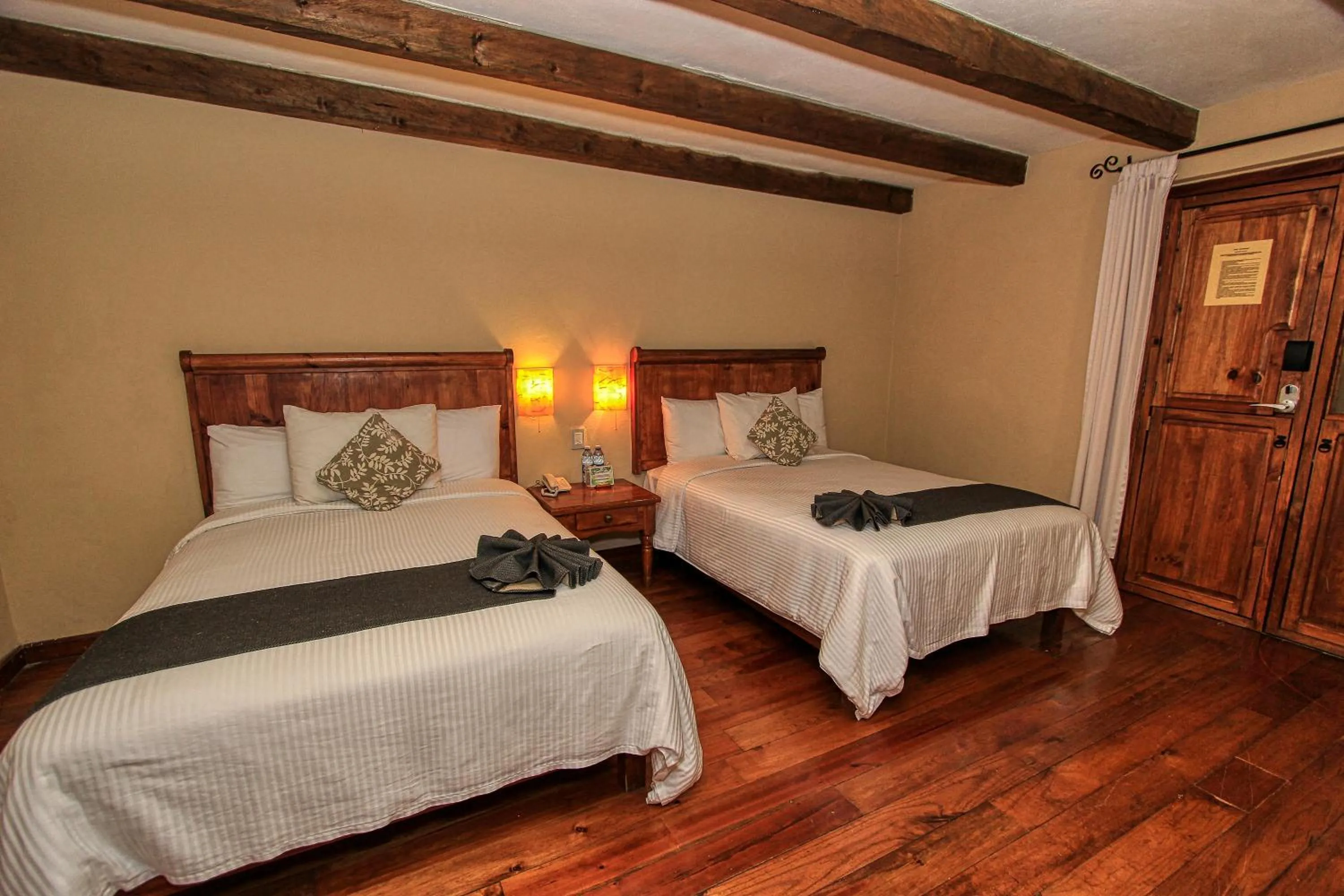 Bedroom, Bed in Hotel San Marcos