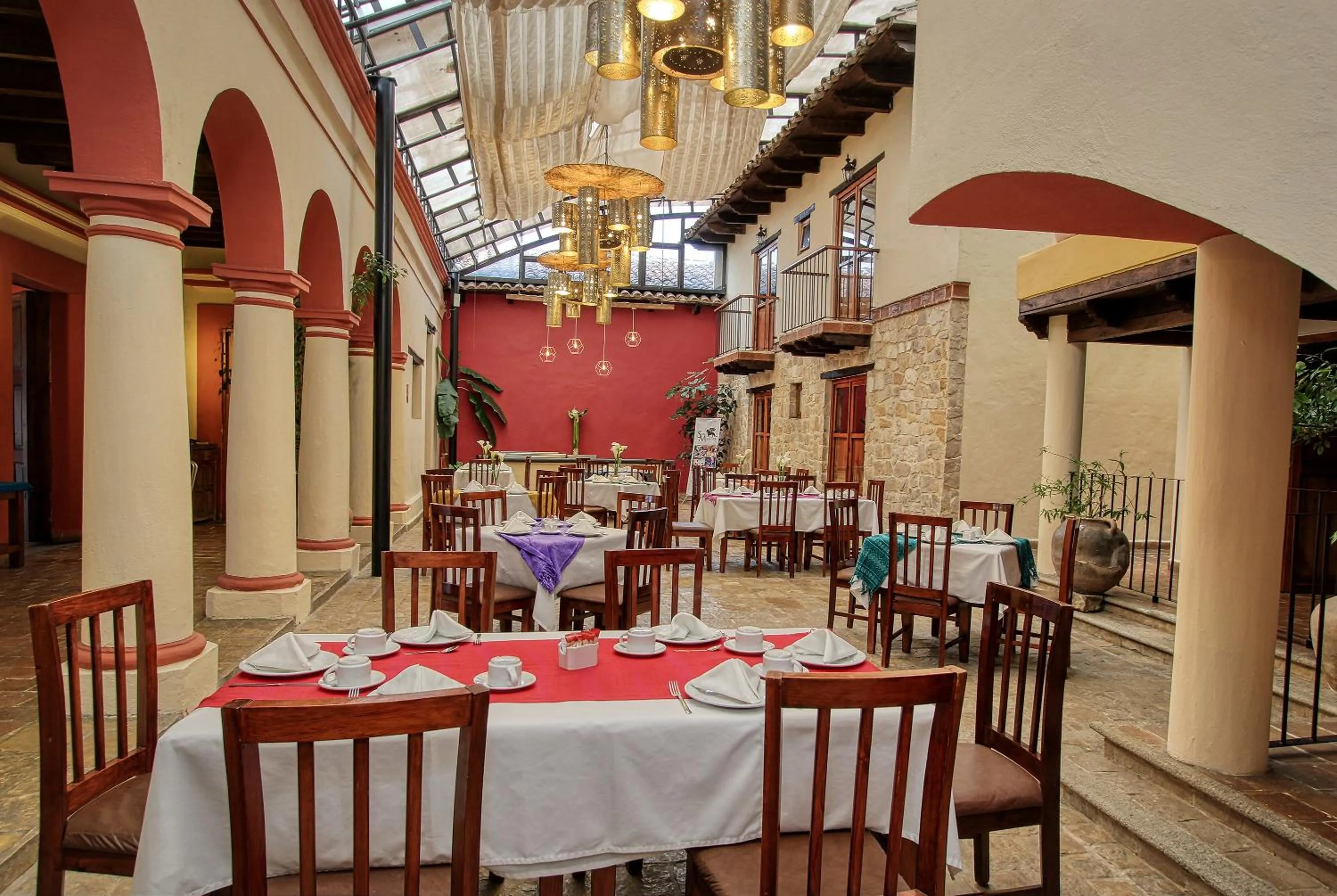 Restaurant/places to eat in Hotel San Marcos
