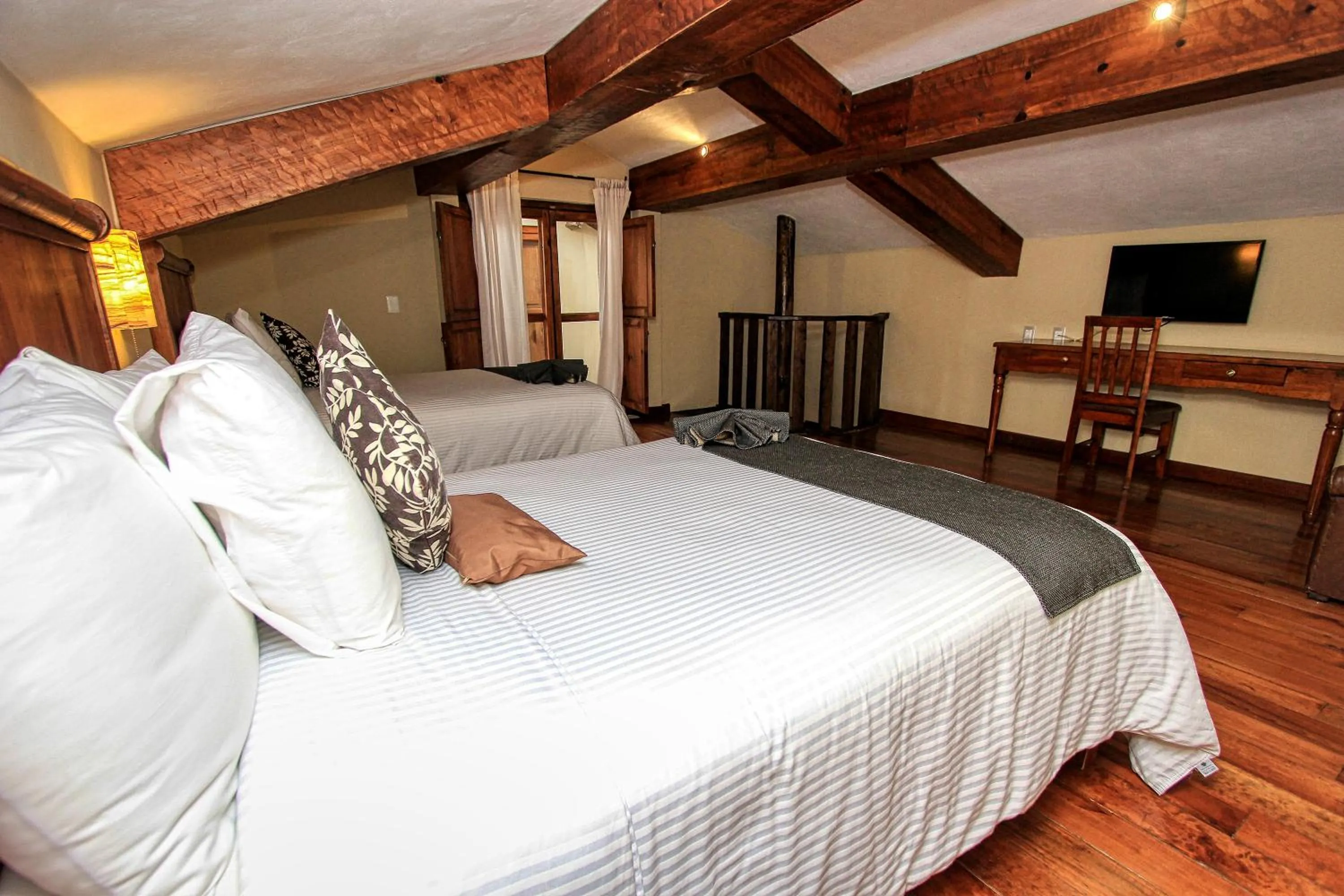 Bedroom, Bed in Hotel San Marcos