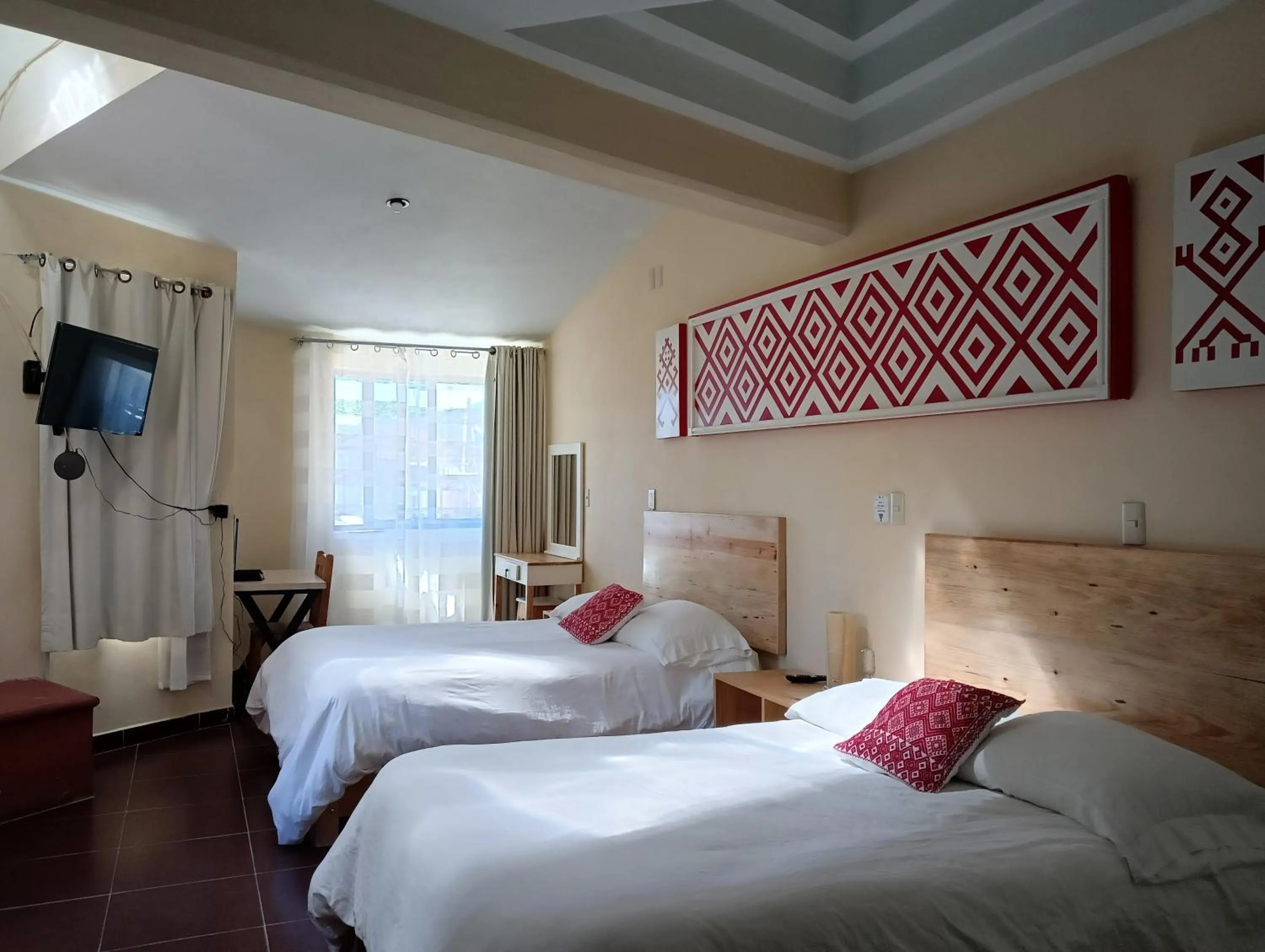 Photo of the whole room, Bed in J&K Suite