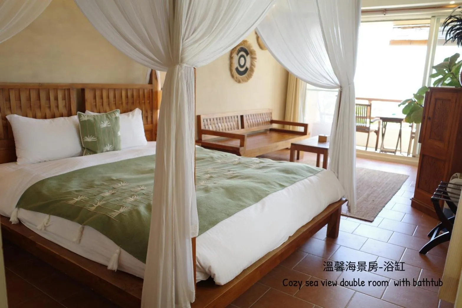 Bed in Red Garden Resort