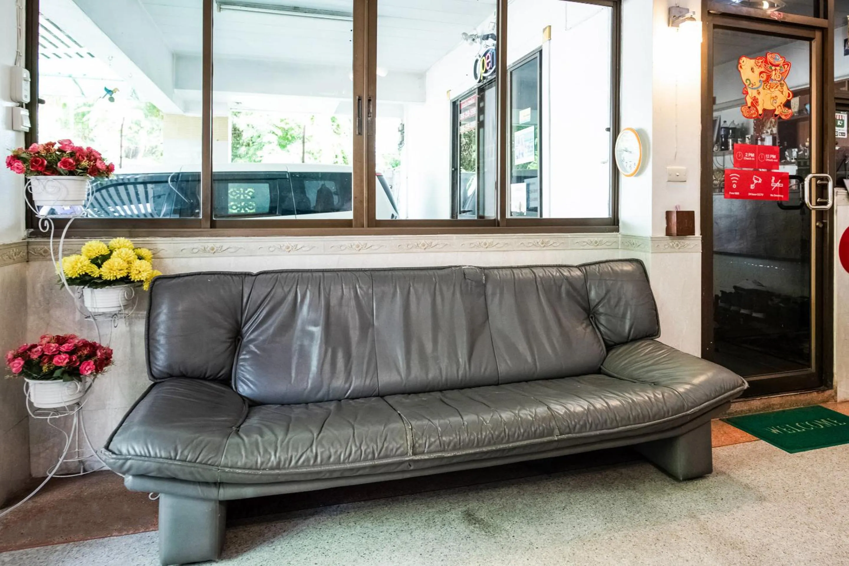 Living room in Gedkanok Apartment