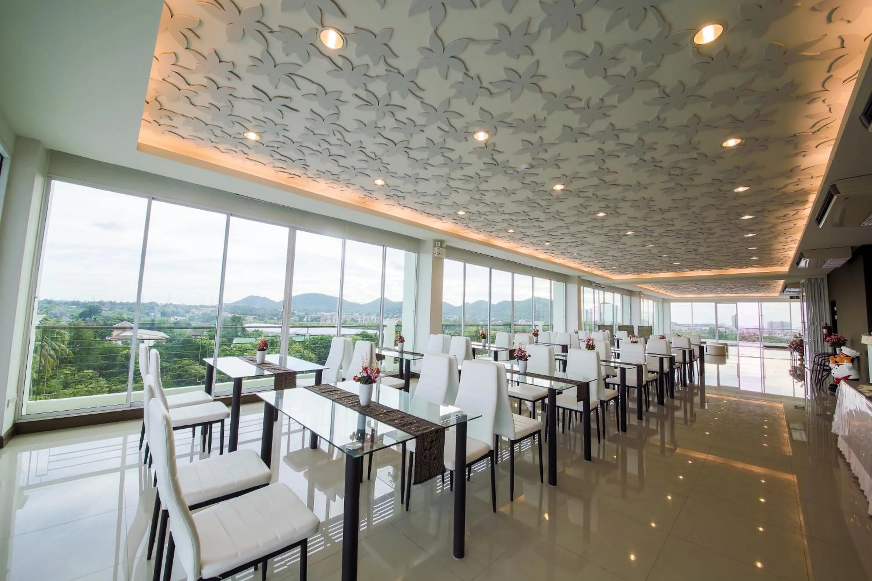 Photo of the whole room in The Sila Hotel