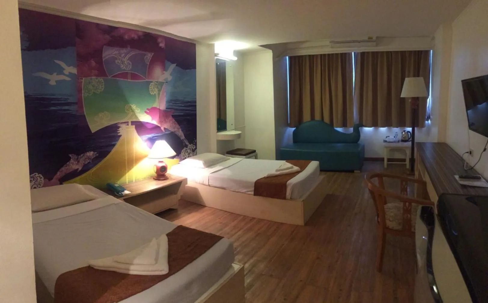 Bed in The Pacific Cool Chic