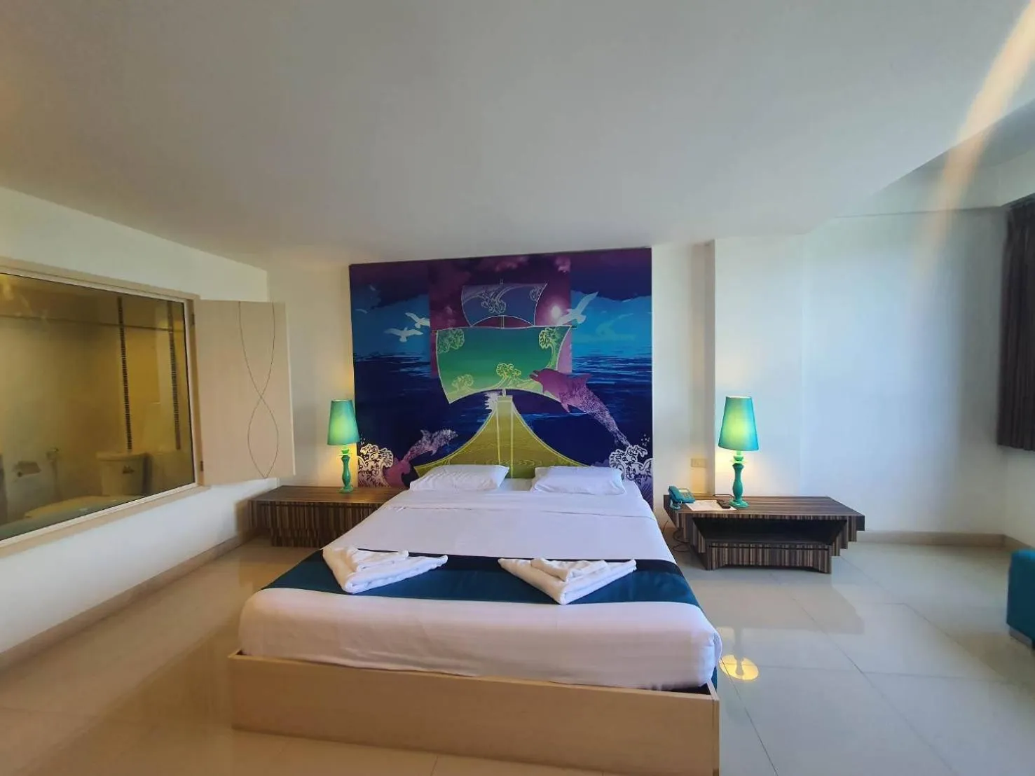 Bed in The Pacific Cool Chic