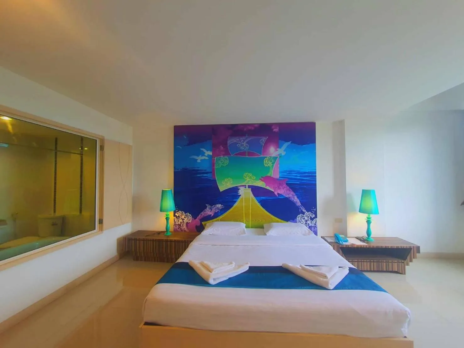 Bed in The Pacific Cool Chic