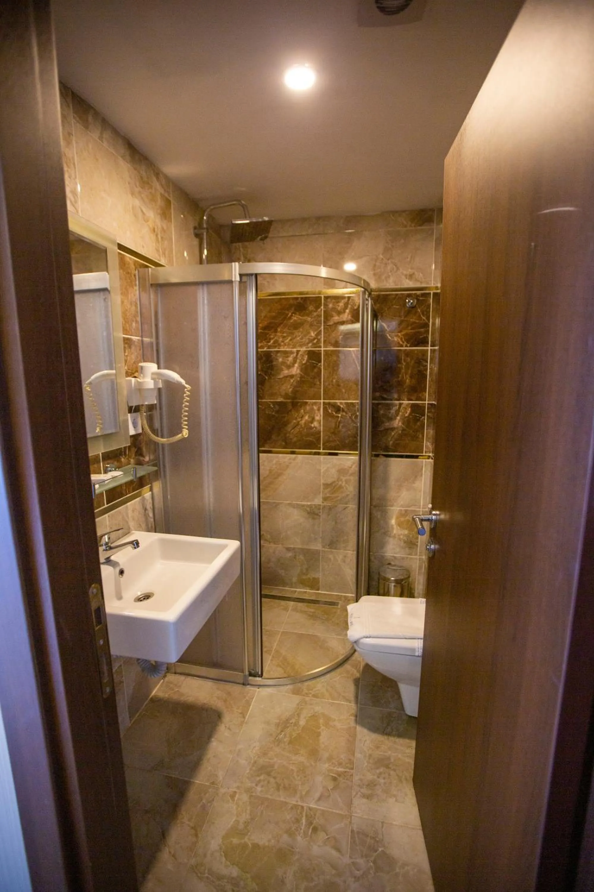 Shower, Bathroom in Royal Life Exclusive