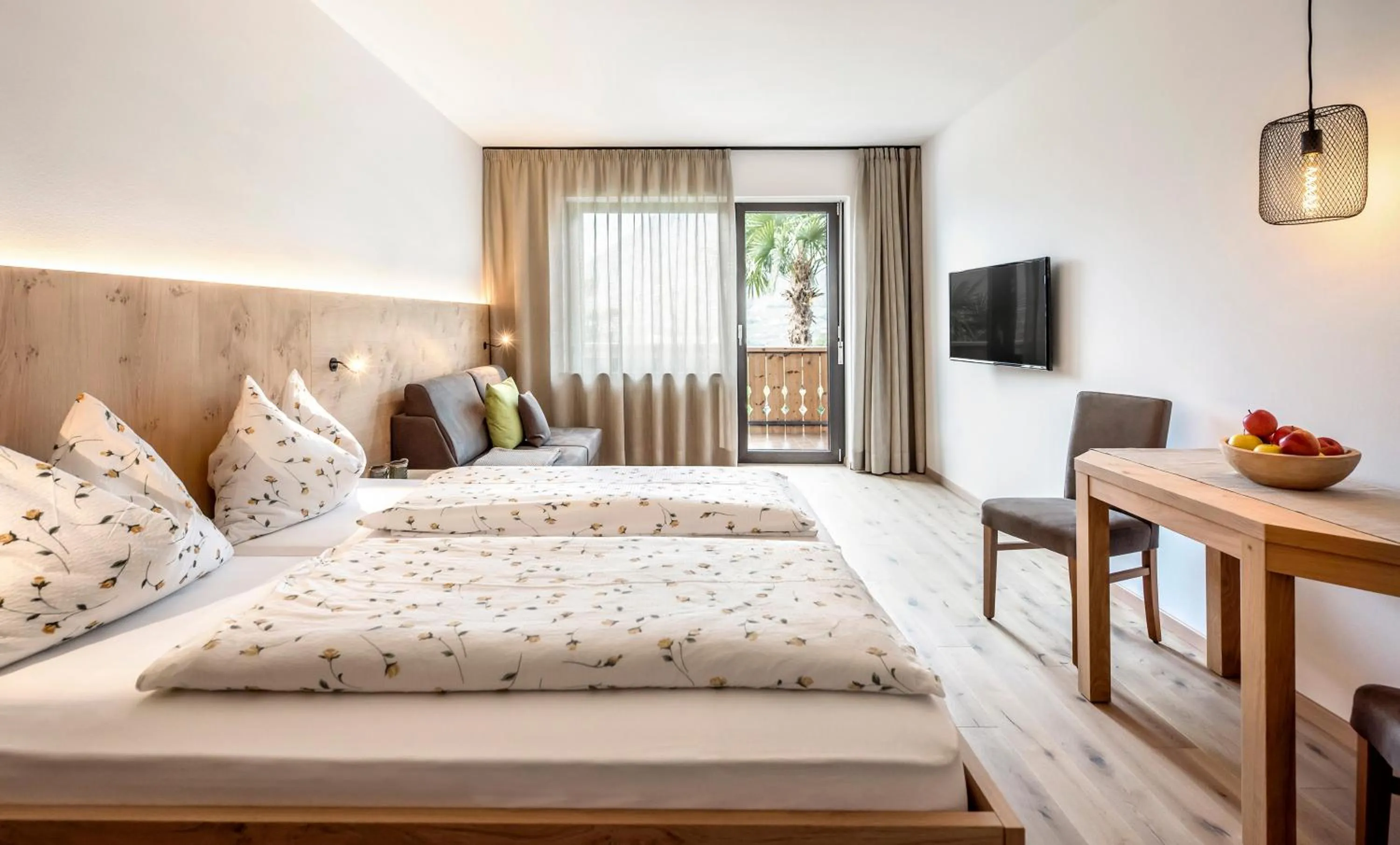 Photo of the whole room, Bed in Pension Appartment Hecherhof